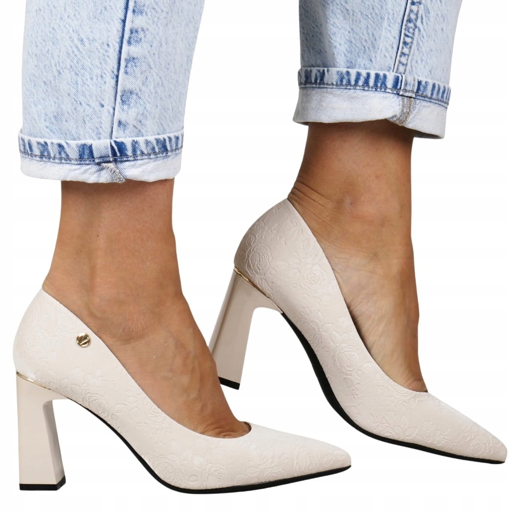 Boty Lodičky Na Podpatku Elegantní Podpatky Módní Béžové S Lisovanými Květy