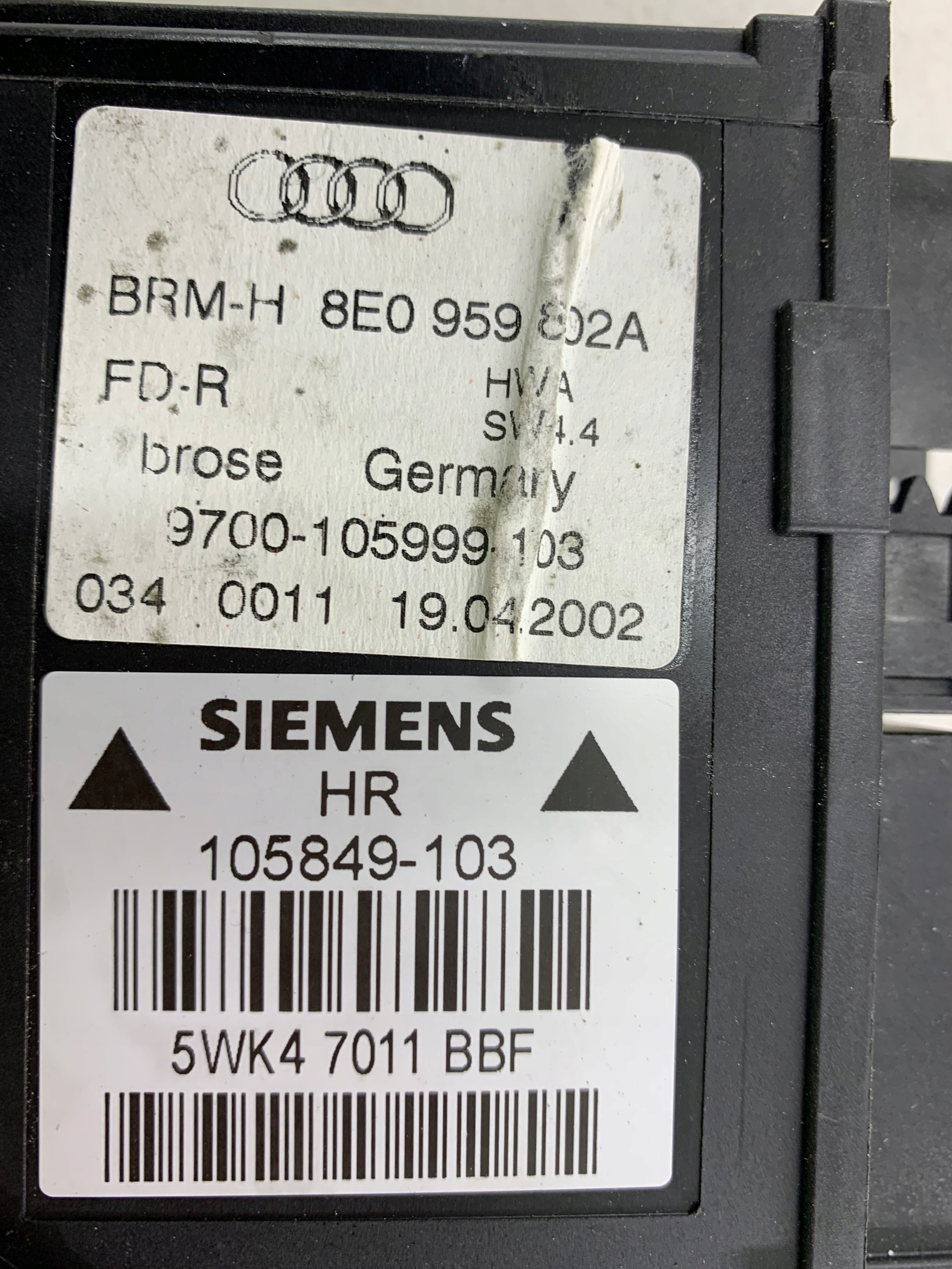 AUDI A4 B6 mini motor windows right rear part 8E0959802A