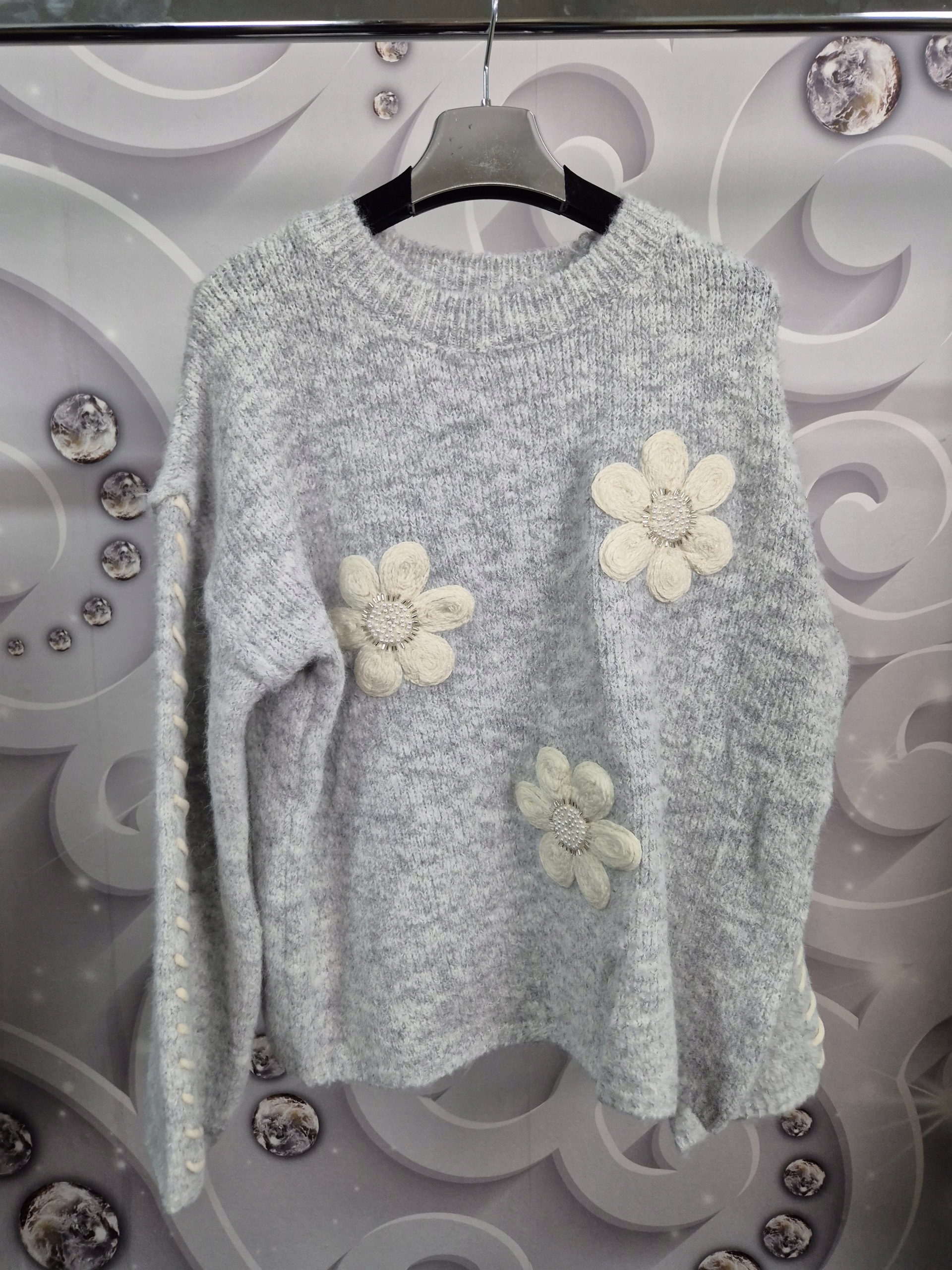 Měkký Dámský Teplý Klasický Svetr S Květinami, šedý