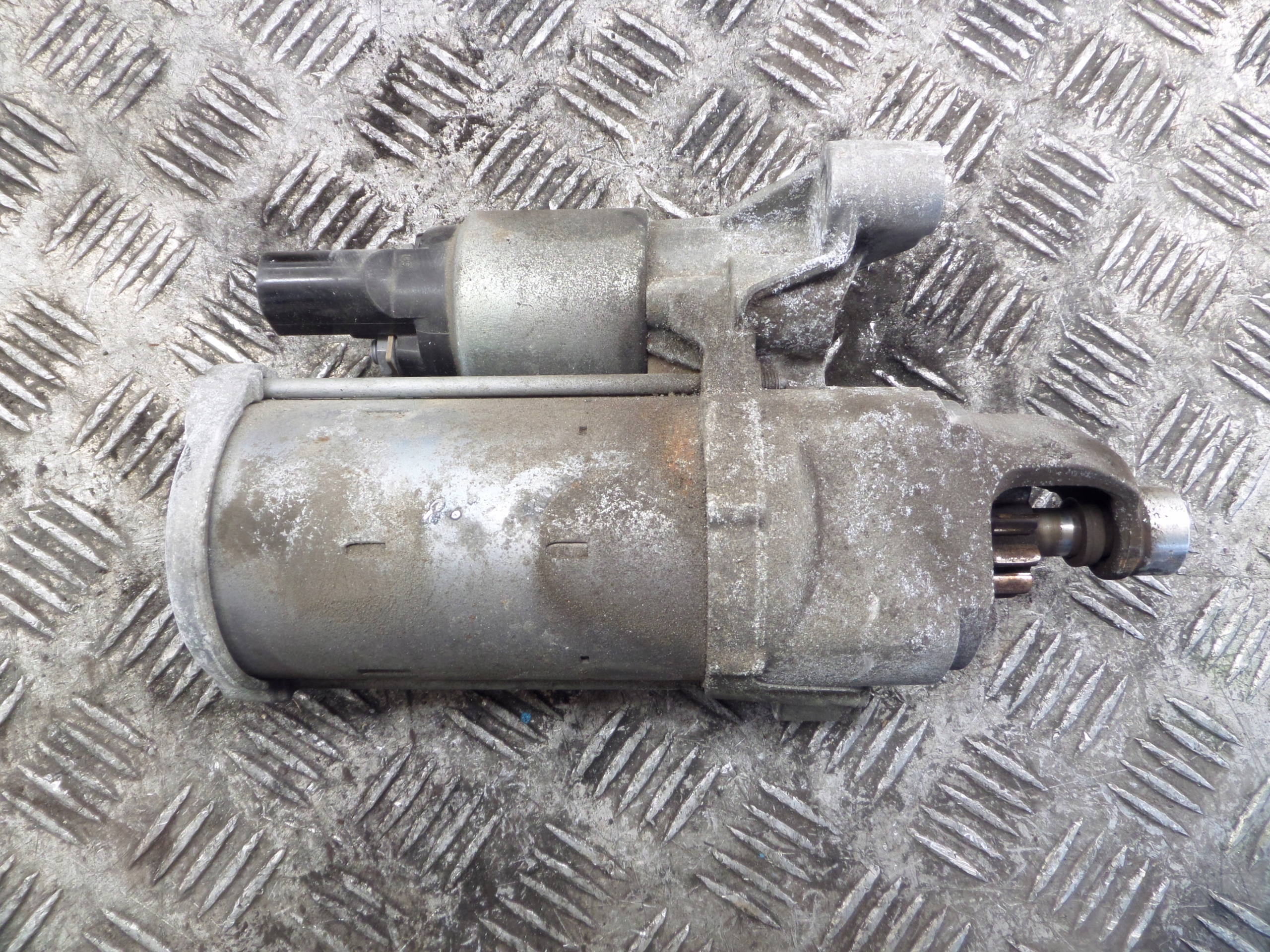 starter Audi A4 8K A5 A6 4G Q5 2.0TDI 04L911021