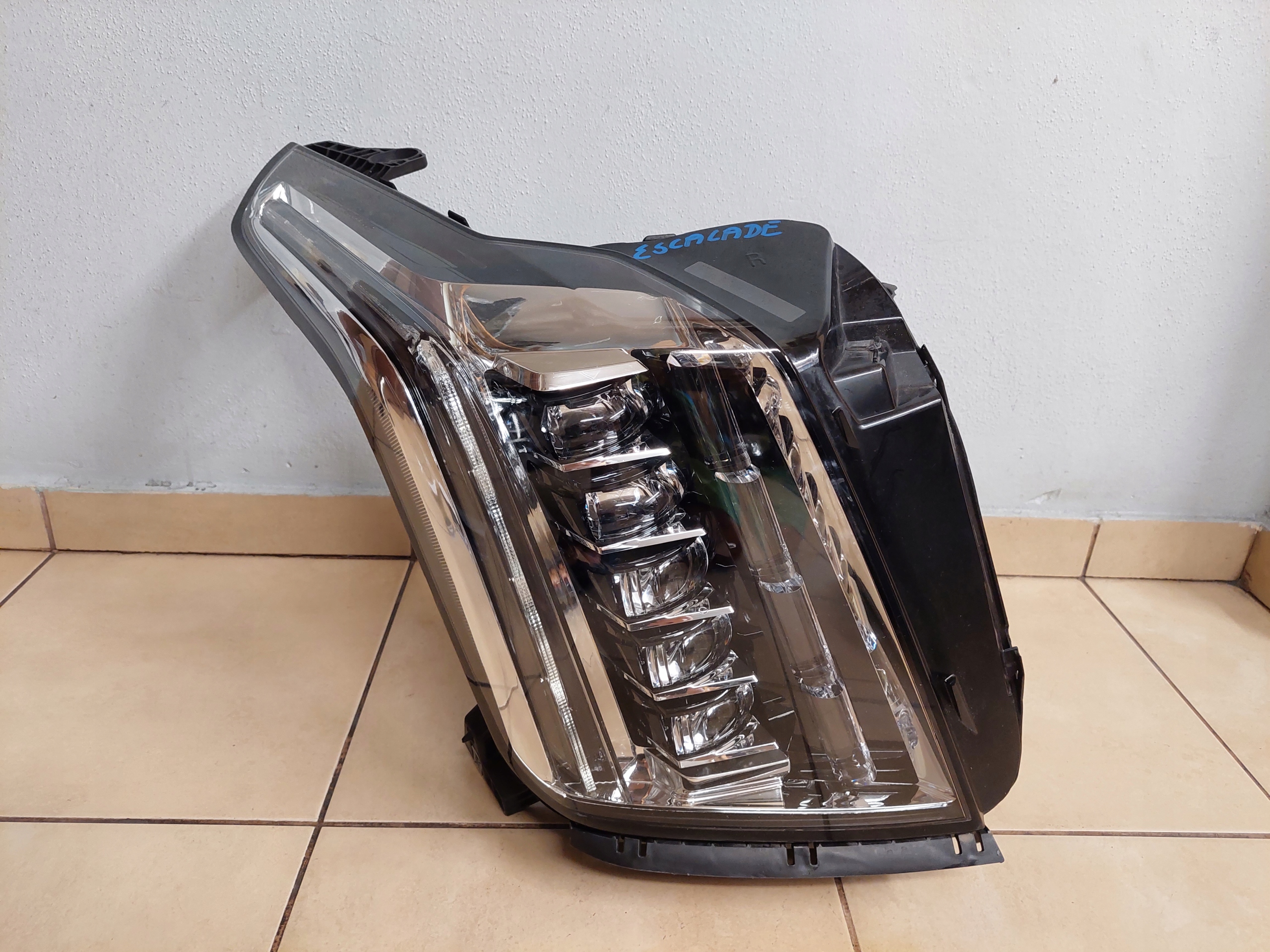 CADILLAC ESCALADE FULL LED