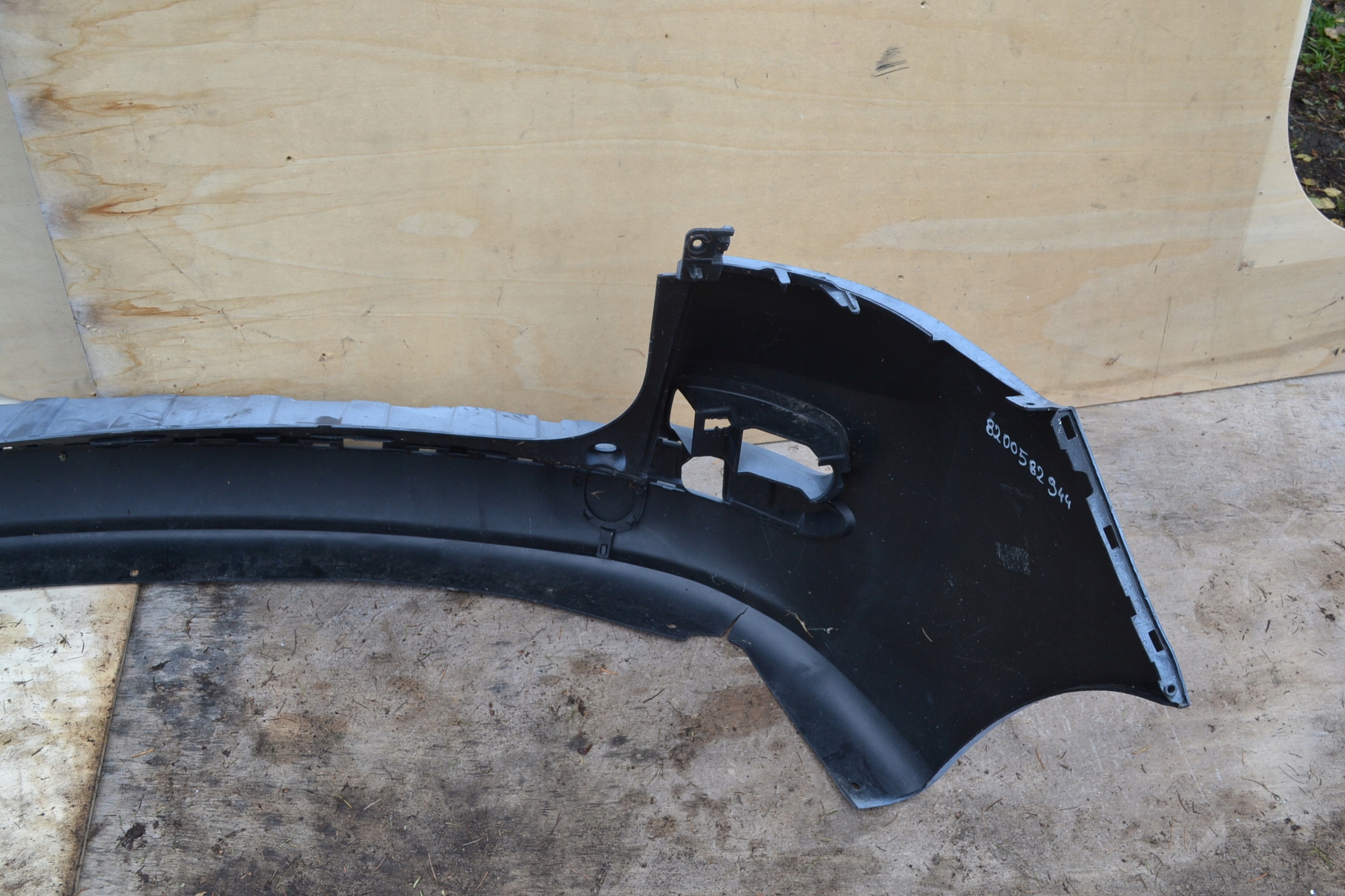 RENAULT CLIO III 06- KOMBI bumper rear part 8200582944