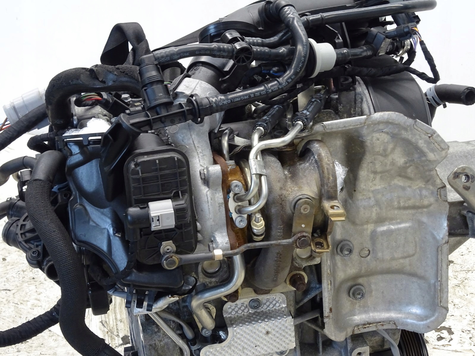 Двигатель 1.0 SKODA SCALA GOLF VIII