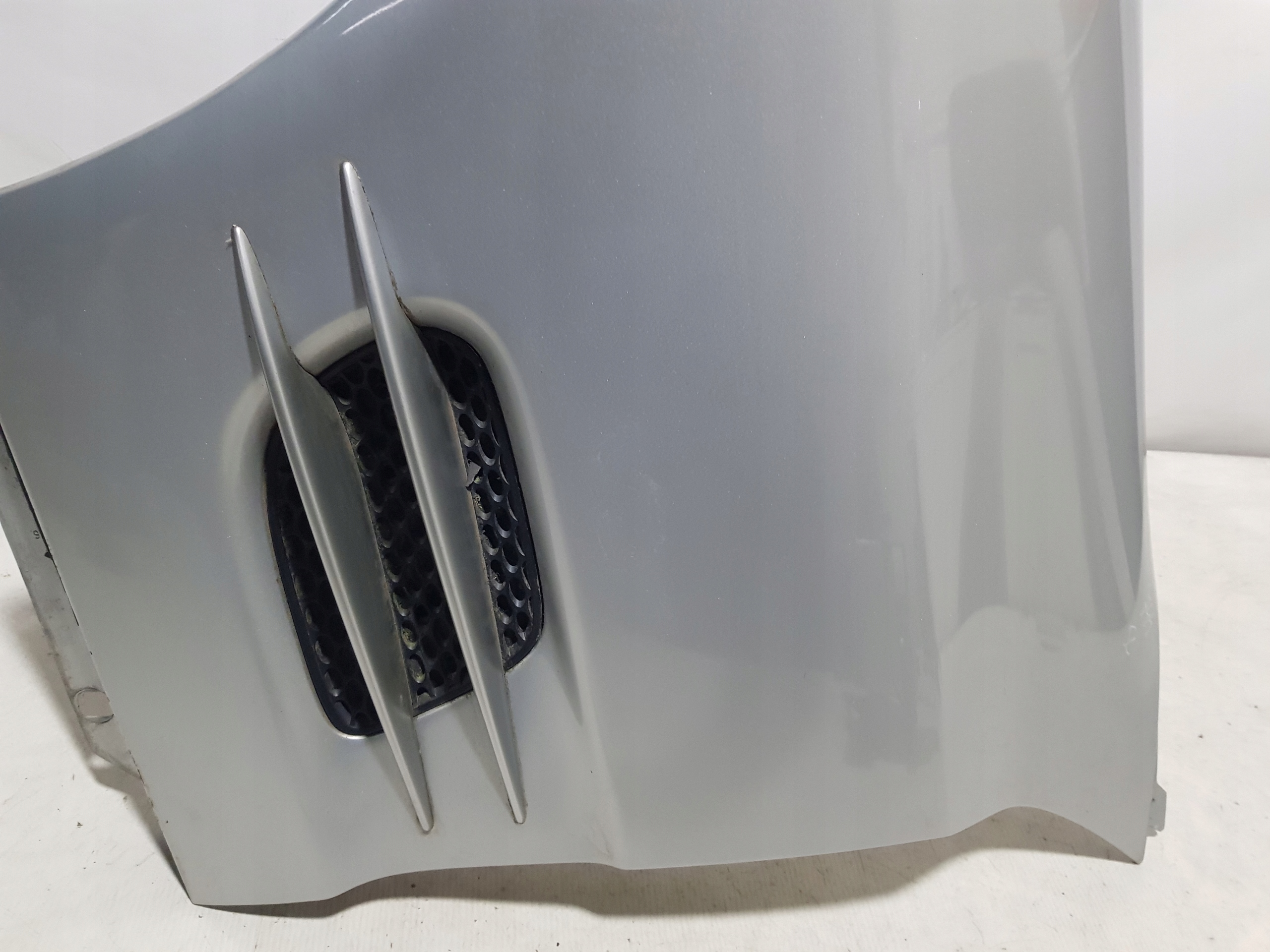 fender left front MERCEDES SL R230 W230 744 c744