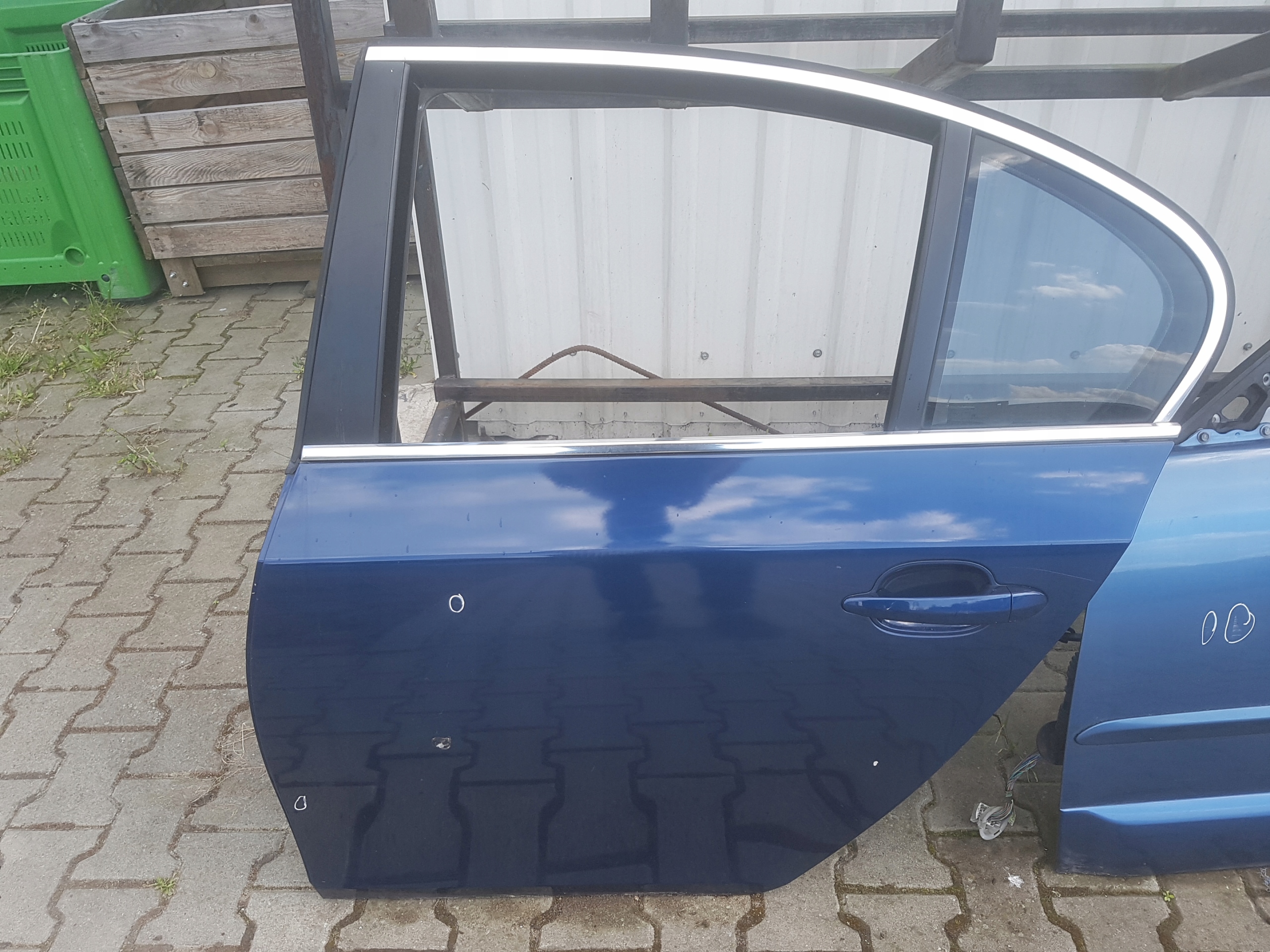 BMW 5 E60 ДВЕРИ СЛЕВА ЗАД. ЗАДНЕЕ