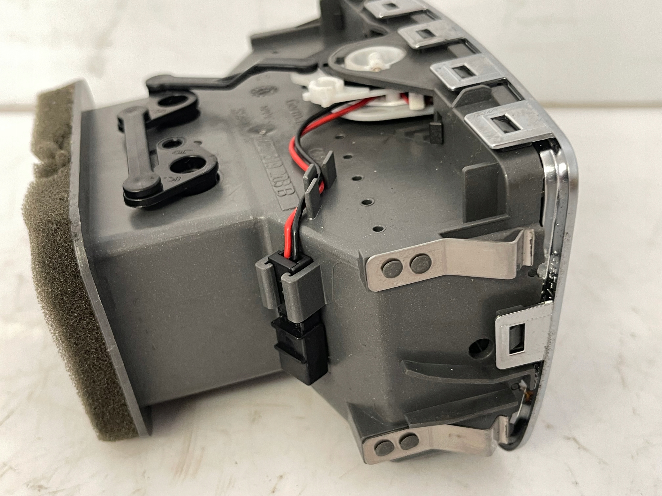 grid air conditioning devices rear AUDI A6 C6 4F0819203B