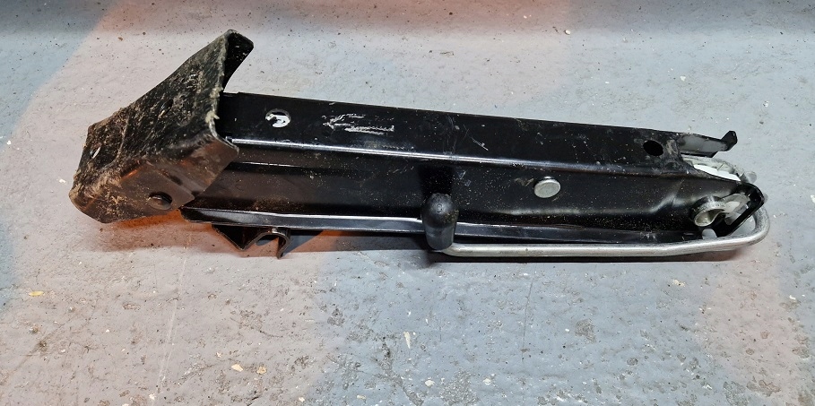 VW TIGUAN 5N0 LEWAREK PODNOŚNIK 5N0011031A ORYG