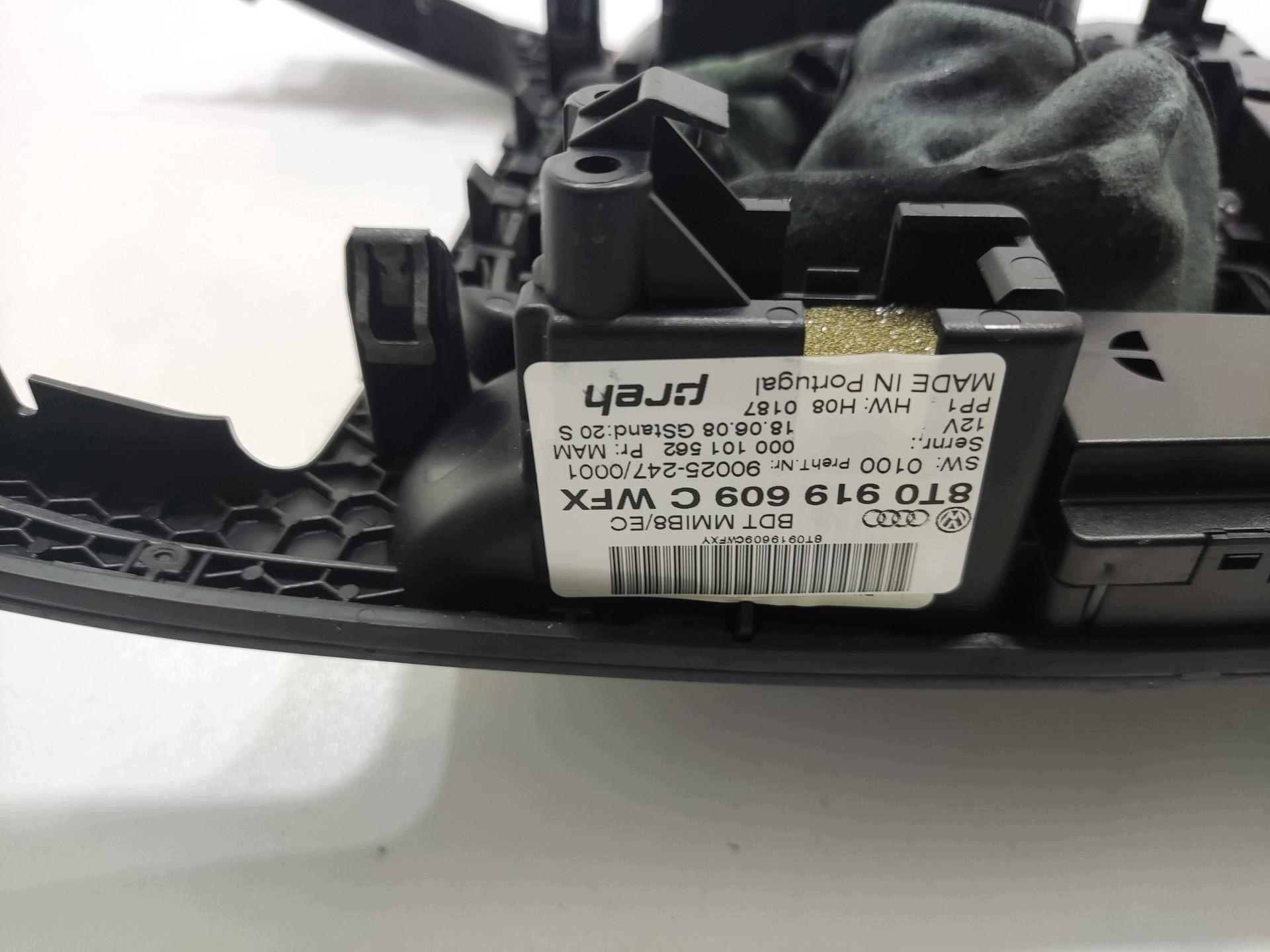 control panel MMI TUNELU SRODKOWEGO AUDI A4 B8 2007-2011 8T0919609C