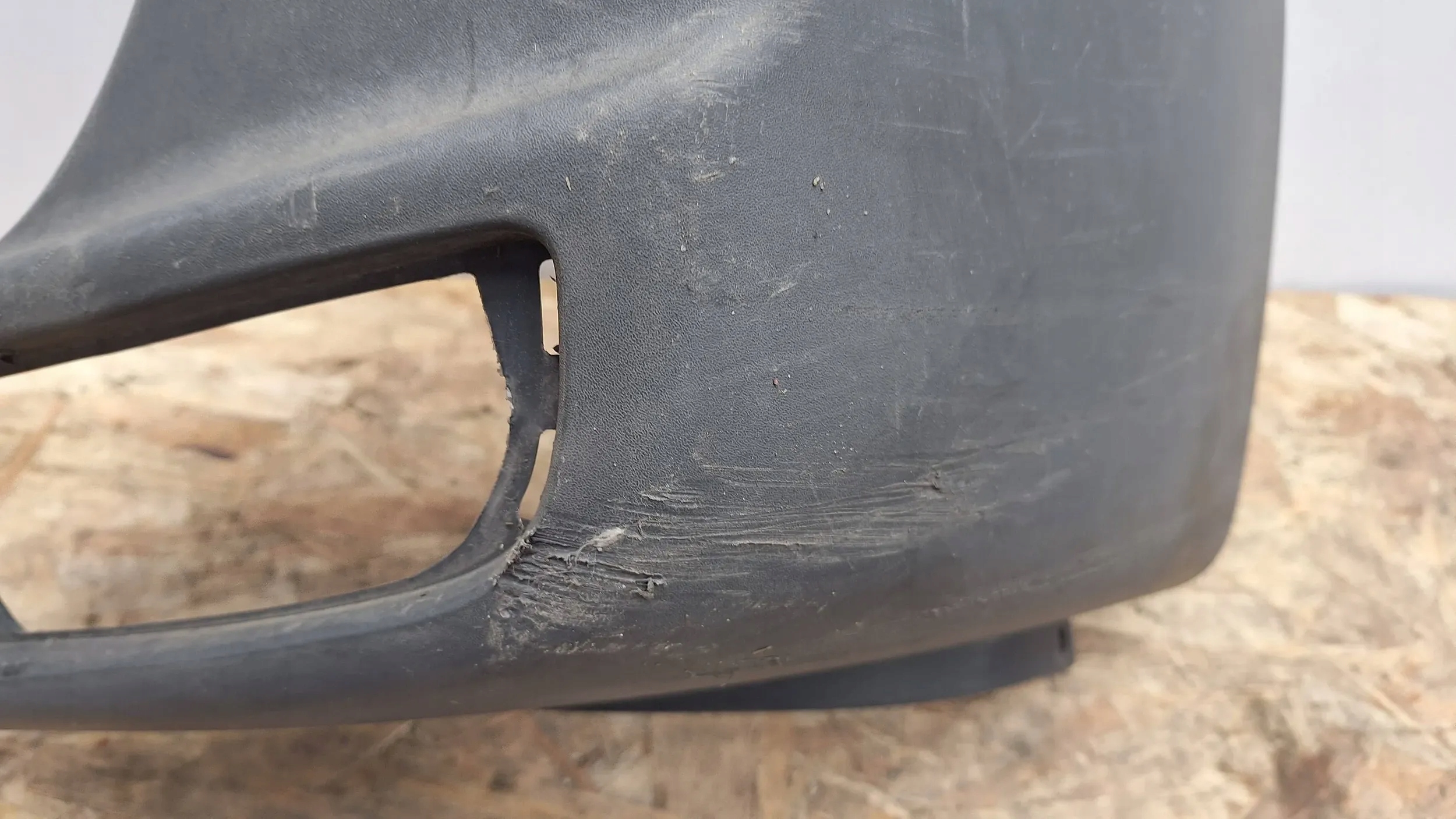 Unité d’angle Pare choc A9068802371 Mercedes Sprinter W906