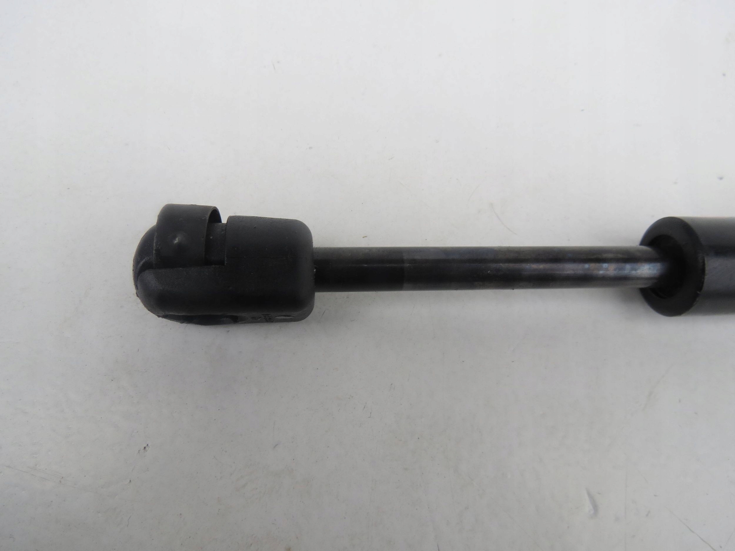 SILOWNIKI bonnet boot PORSCHE CAYENNE 4.5 V8 7L5845587B