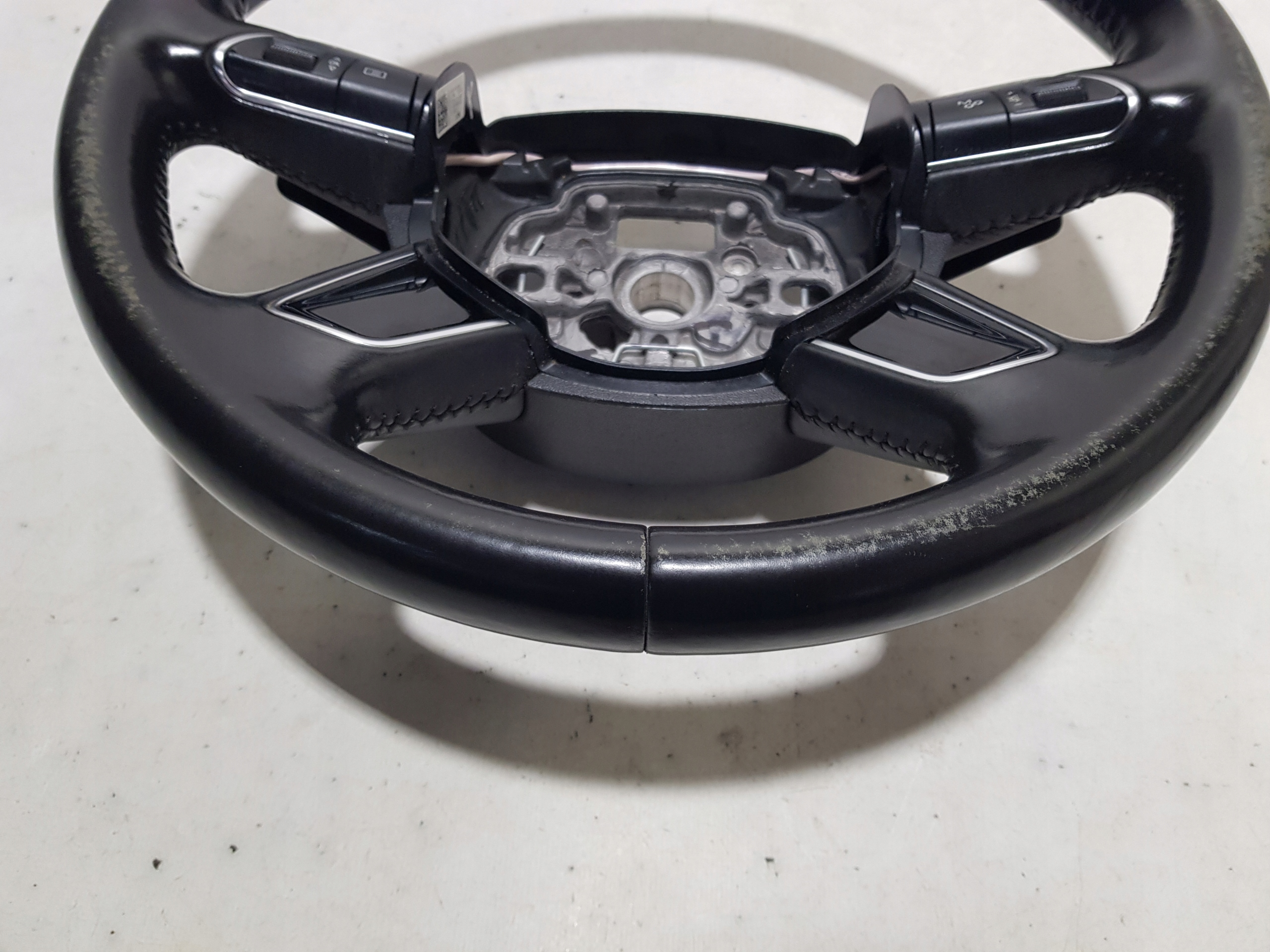 steering wheel, leather MULTIFUNKCJA with shifting AUDI A8 D4 4H0419091T