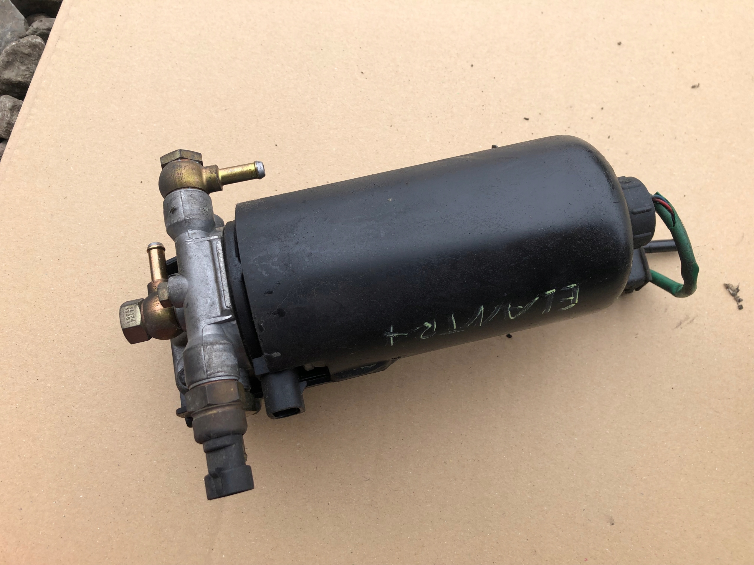 OBUDOWA FILTRA PALIWA HYUNDAI ELANTRA 2.0 CRDI