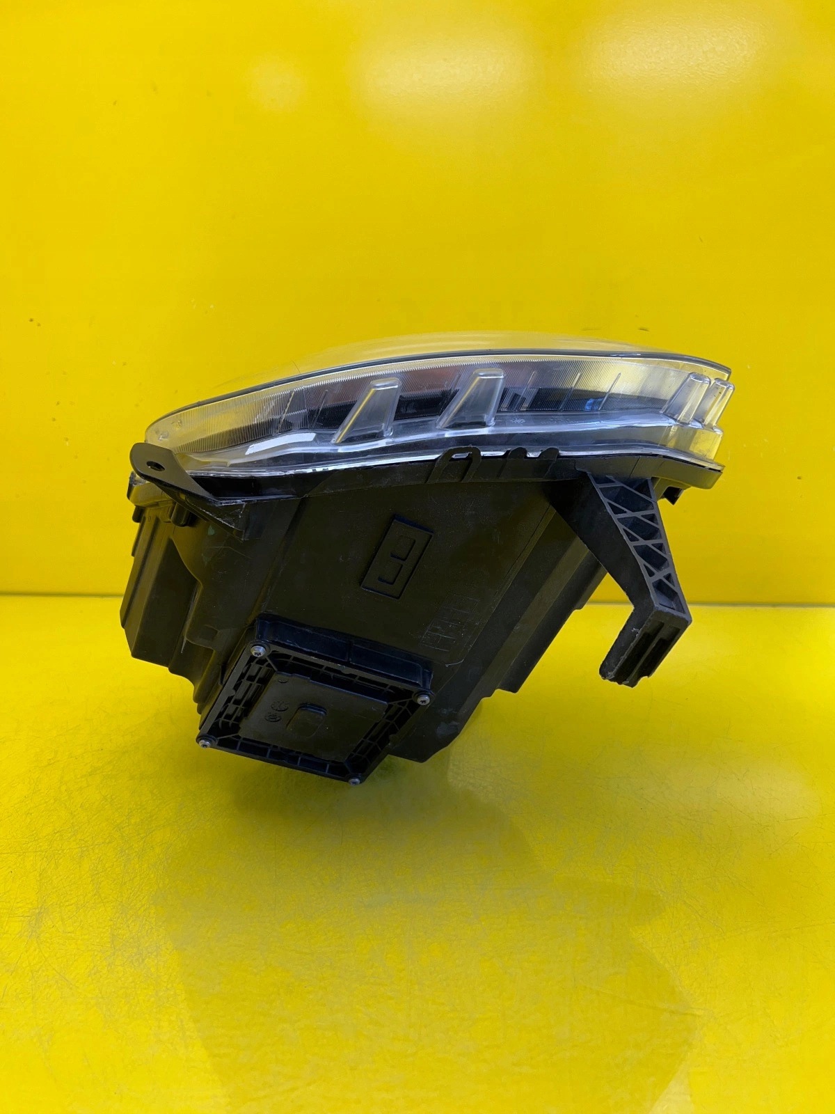 light right Renault Twingo 3 III Lift Led 260105001R