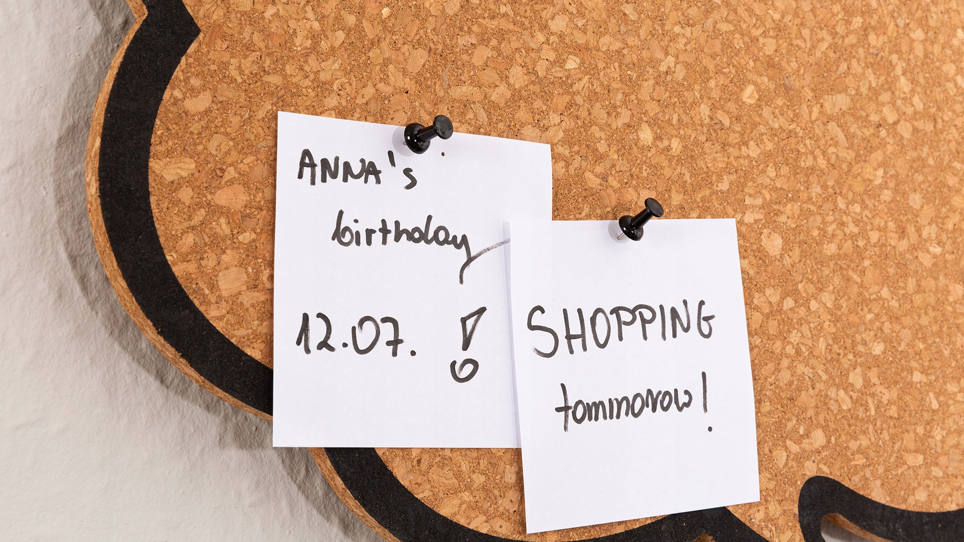 Tablica korkowa CHMURA 44x29 cm + GRATIS Rodzaj tablicy inne