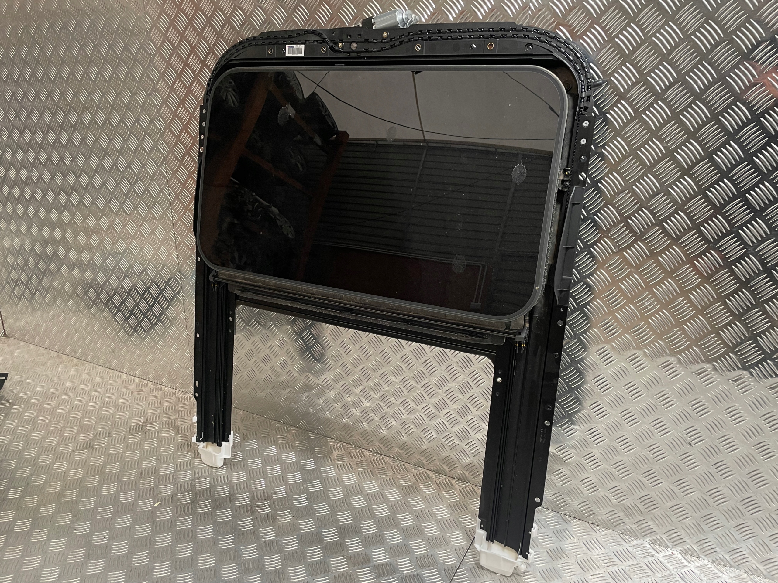 ЛЮК ПАНОРАМА КРИША СТЕКЛО AUDI A6 C7 SEDANg5877041