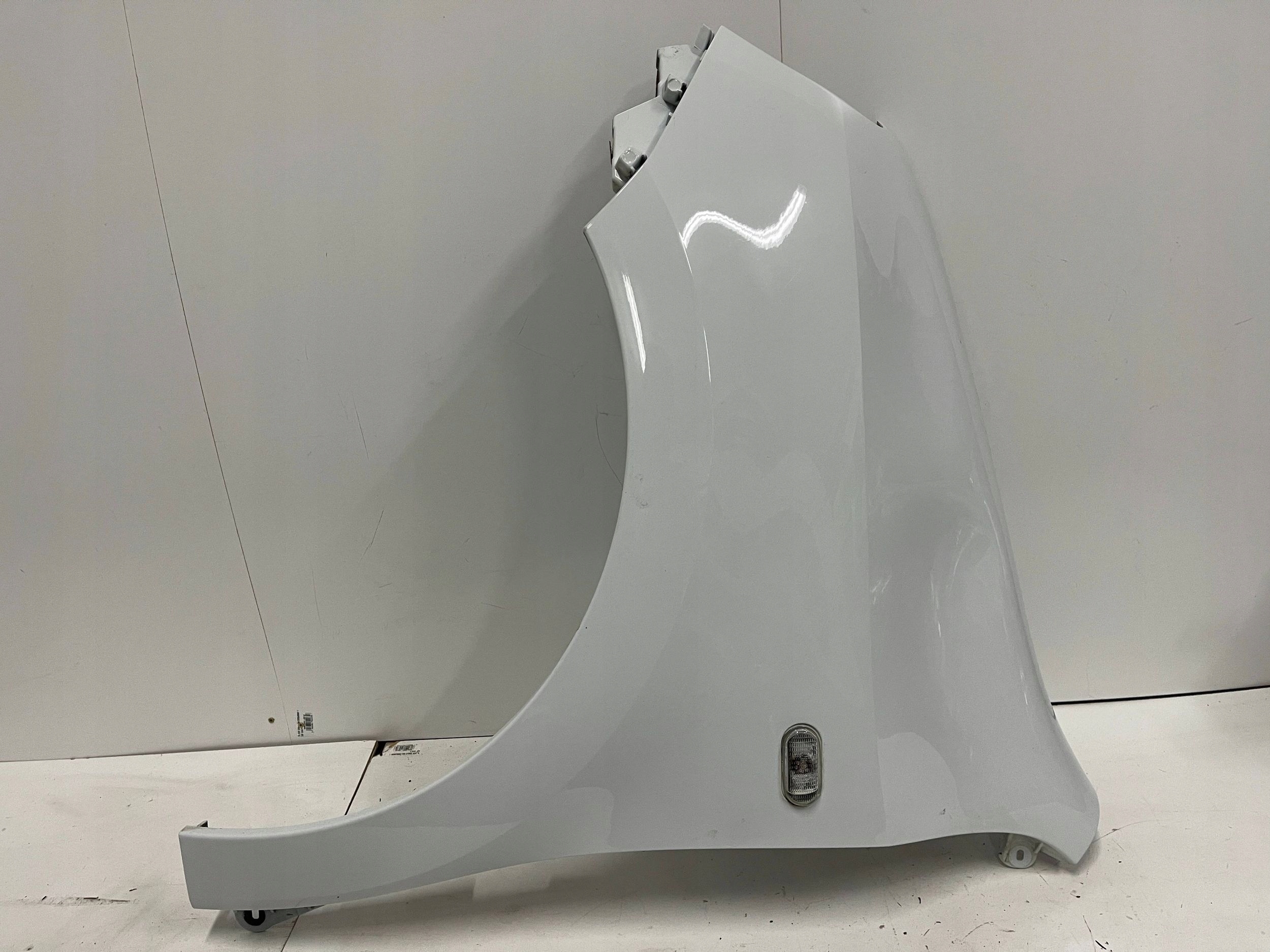 fender front front left Renault Twingo III 3 14