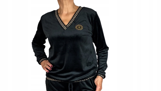 

Bluza Welurowa Czarna "V" 46 48