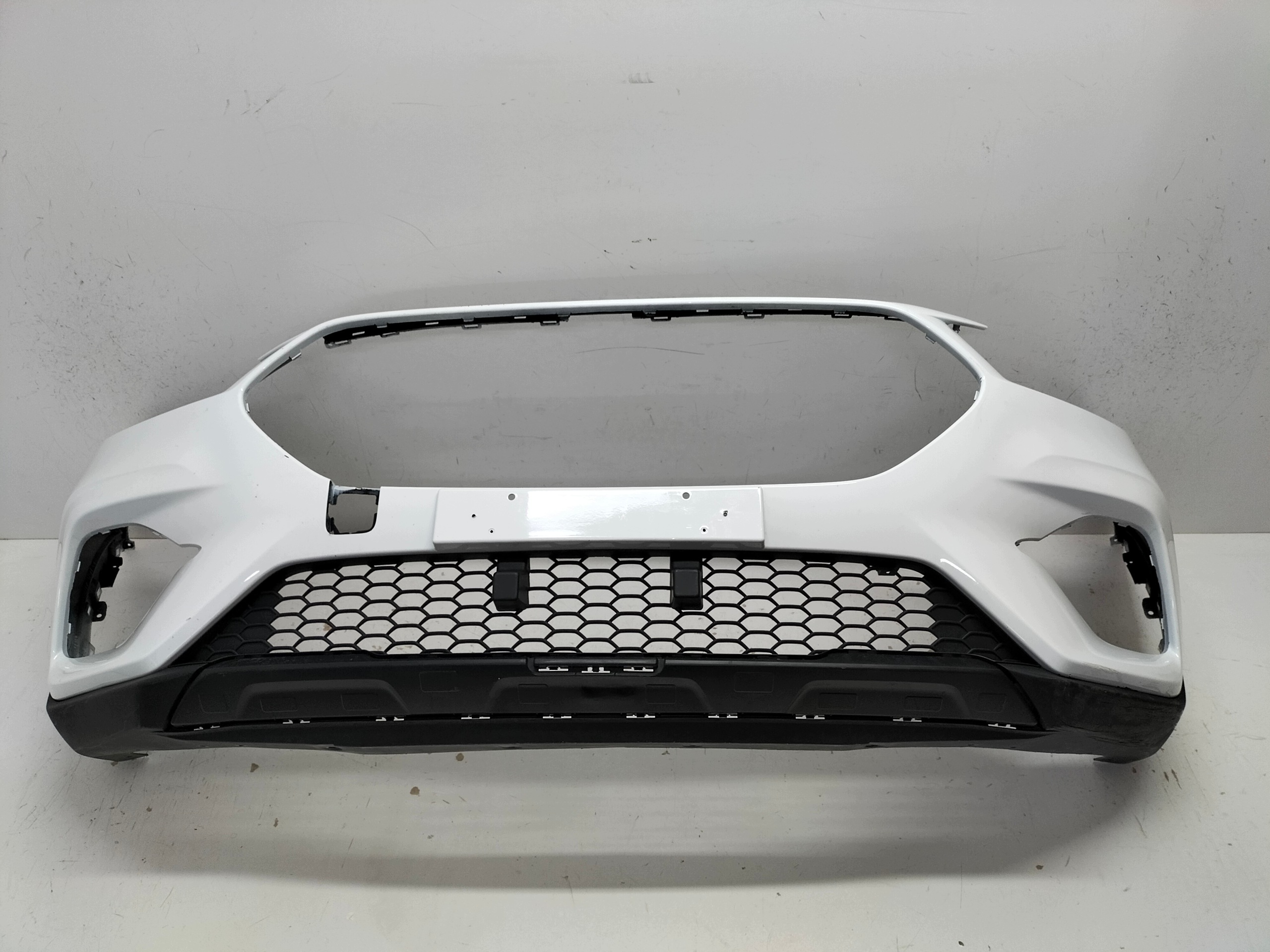 frontstoßstange vorne MG ZS LIFT 20-24