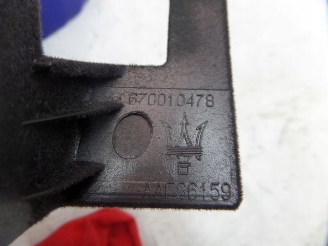 MASERATI QUATTROPORTE VI бардачок полка 670010478