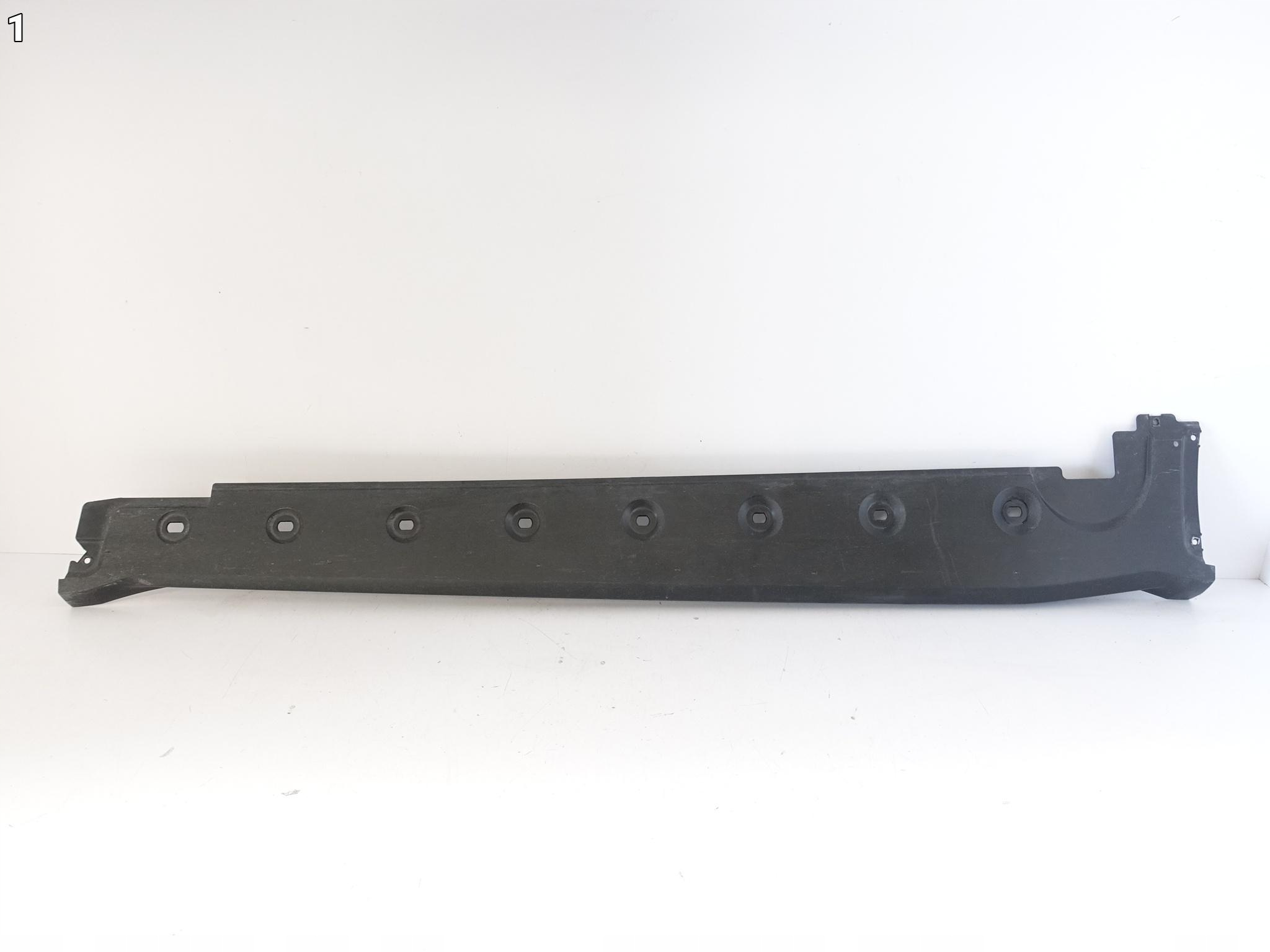 PORSCHE 911 992 9GT GT3 21- moulding threshold cap right