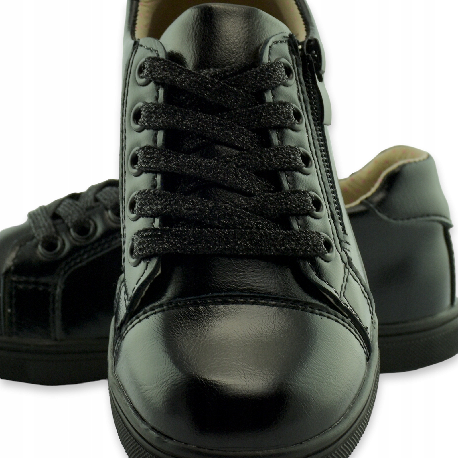 Dziewczęce czarne buty wiosenne Wojtyłko 22024 35 Bohater brak