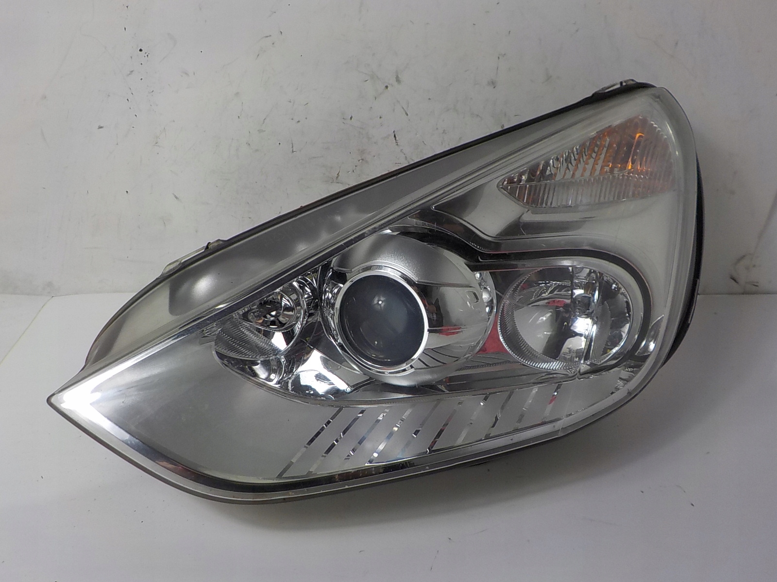 FORD S-MAX and MK1 XENON light left front front UK