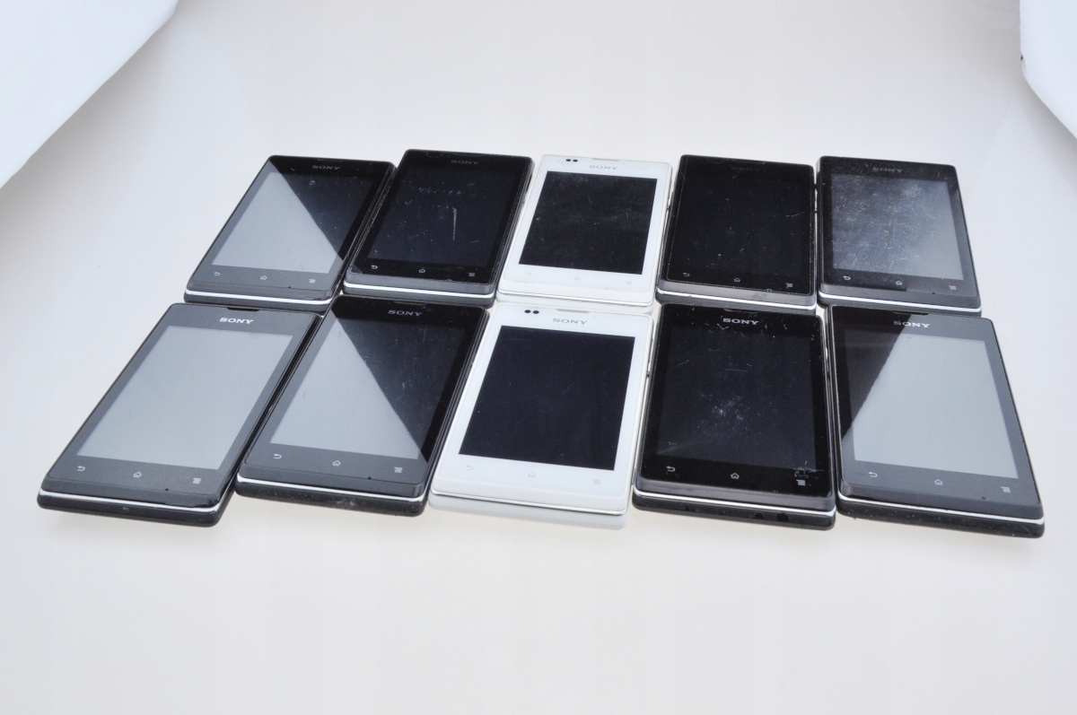 Smartfon Sony XPERIA E 512 MB / 4 GB 3G czarny