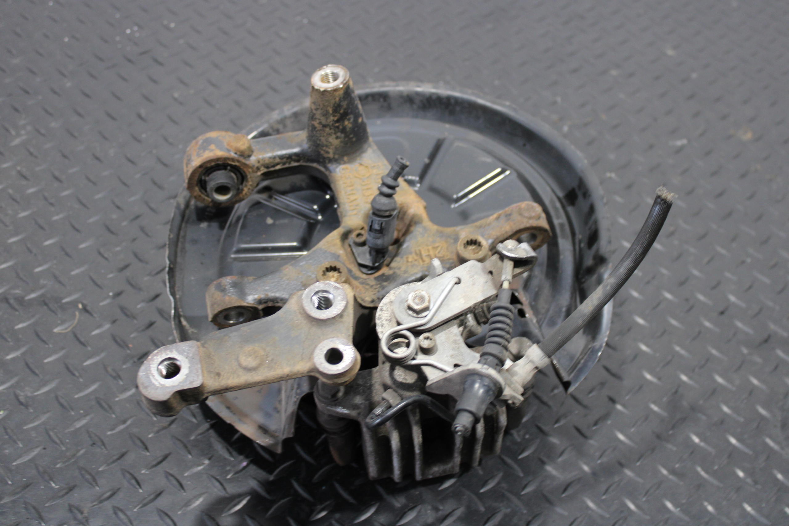 swing left rear part AUDI A3 8P0 8P4 LIFT