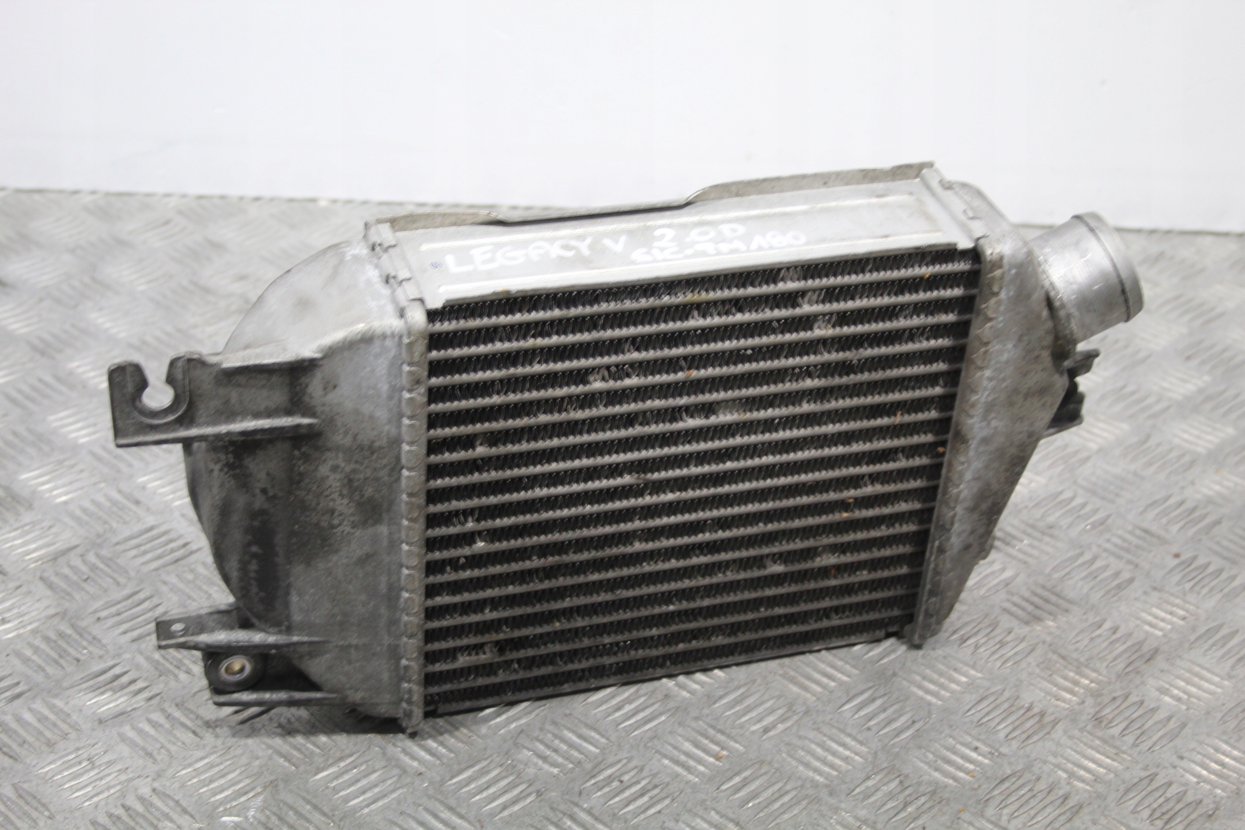 chladič intercoolera SUBARU LEGACY V 5