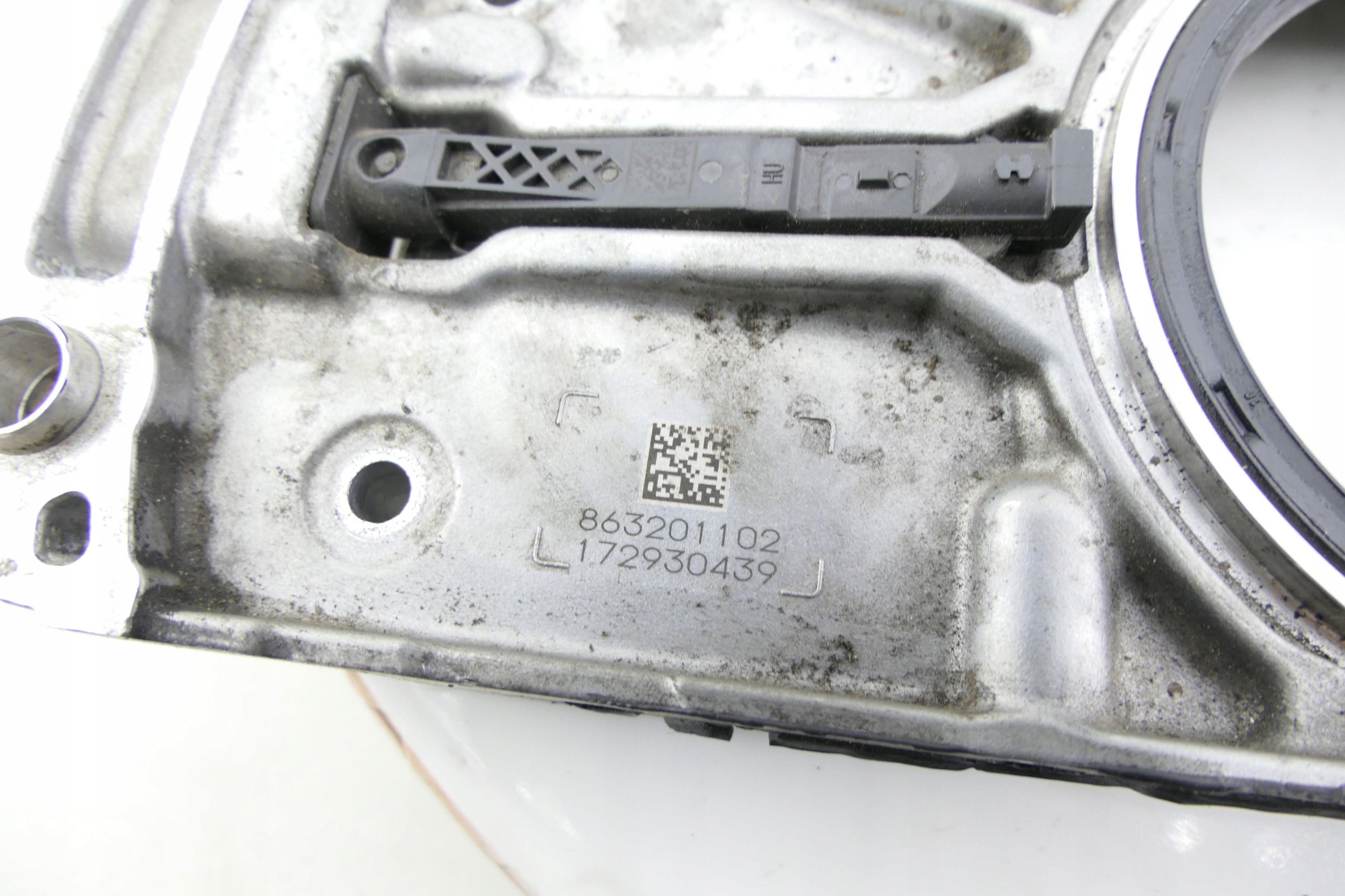 Couvercle carter distribution BMW F48 F39 2.0 8632012