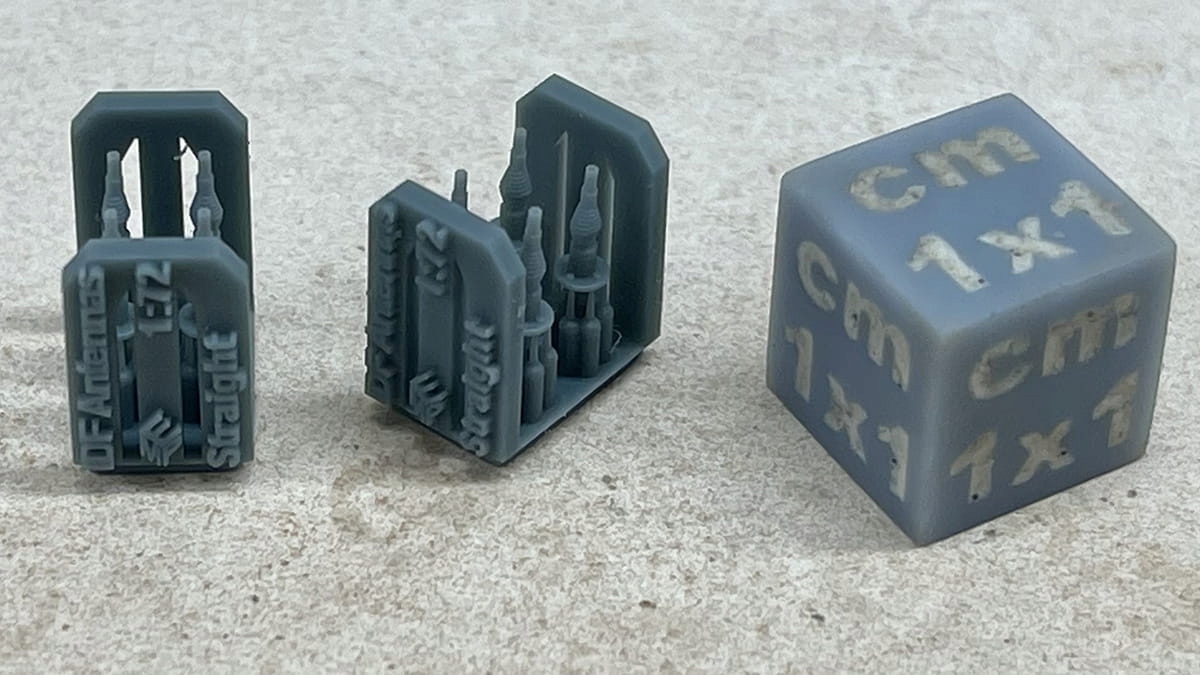 

Anteny Idf proste 4 sztuki 1:72