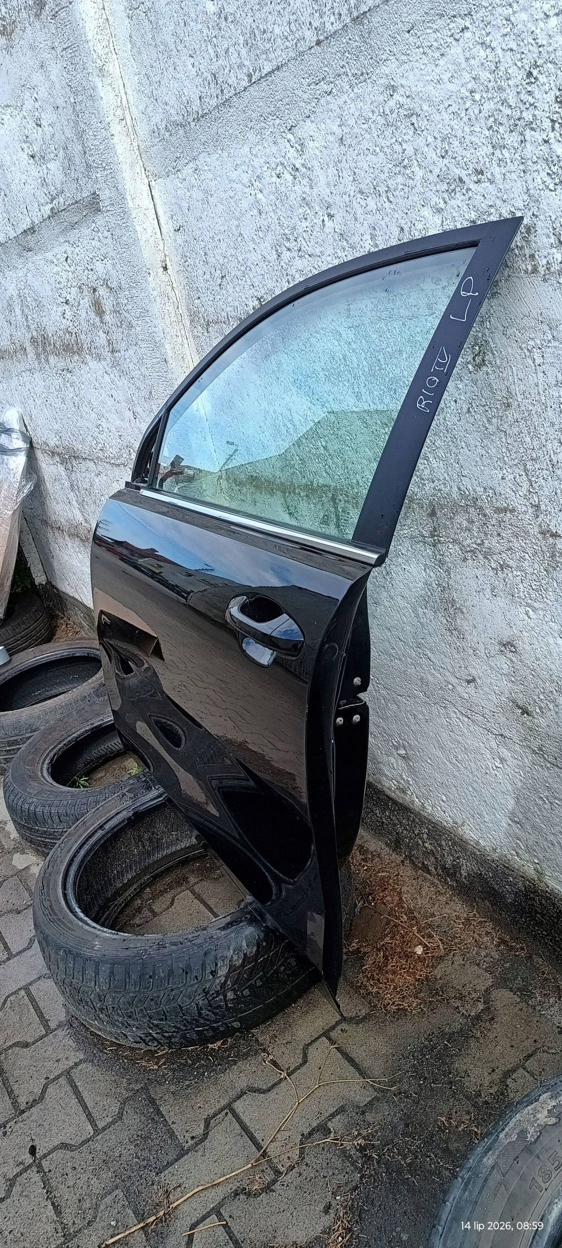KIA RIO IV door left front front left complete 2019R