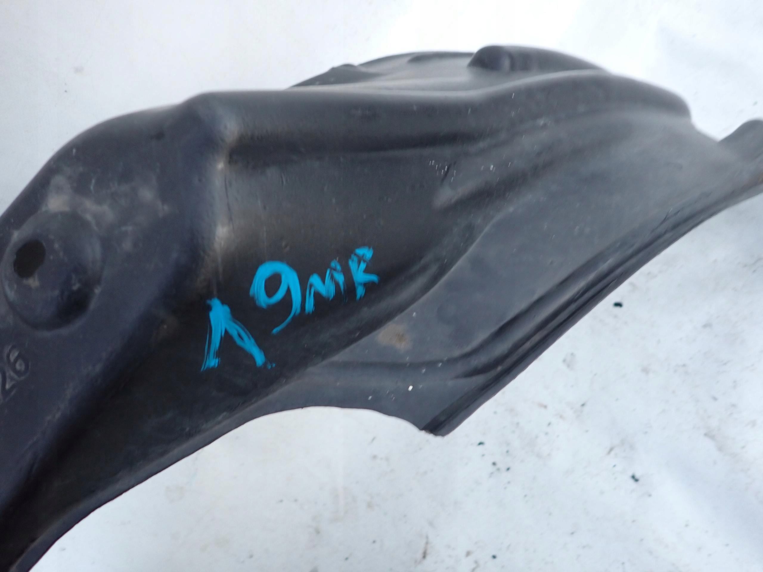 MITSUBISHI SPACE STAR II 13-19 mudguard front right