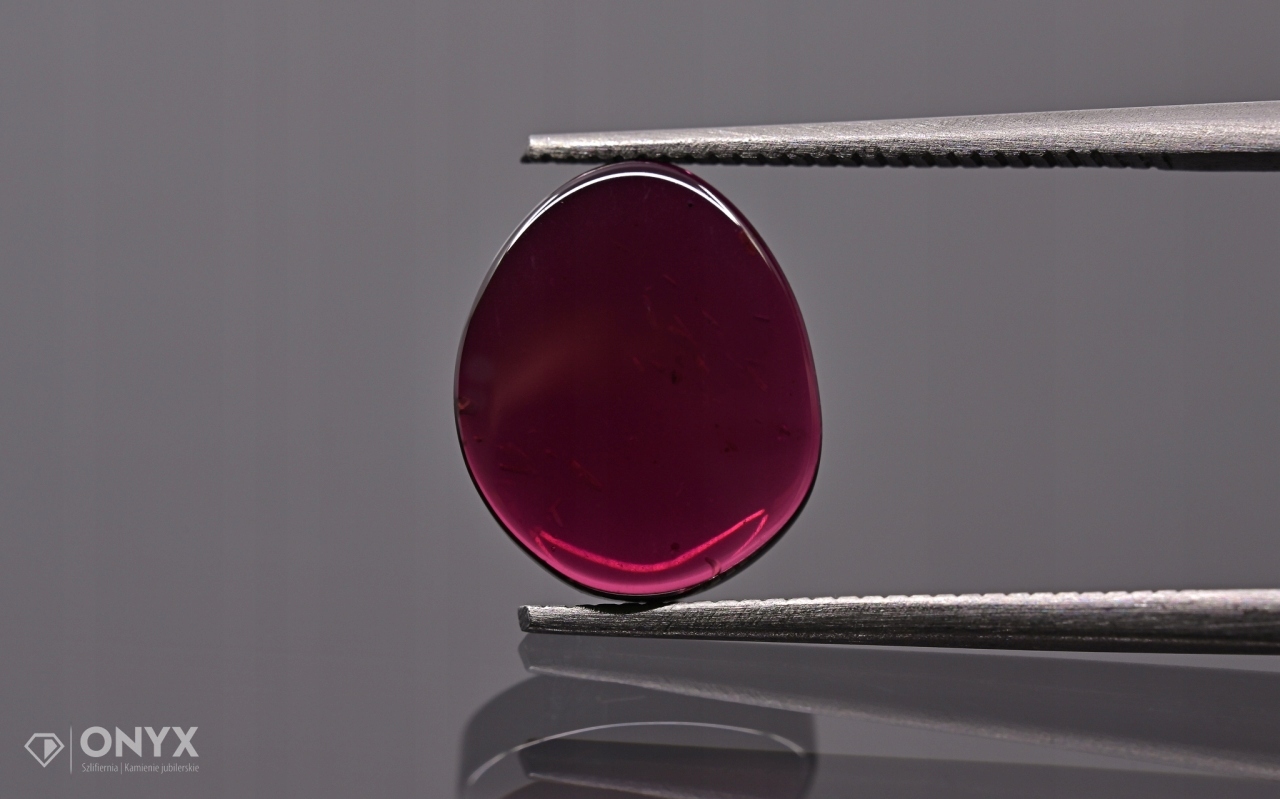 Granátové jablko Rodolit konvexní dlaždice nepravidelná 11x9 mm