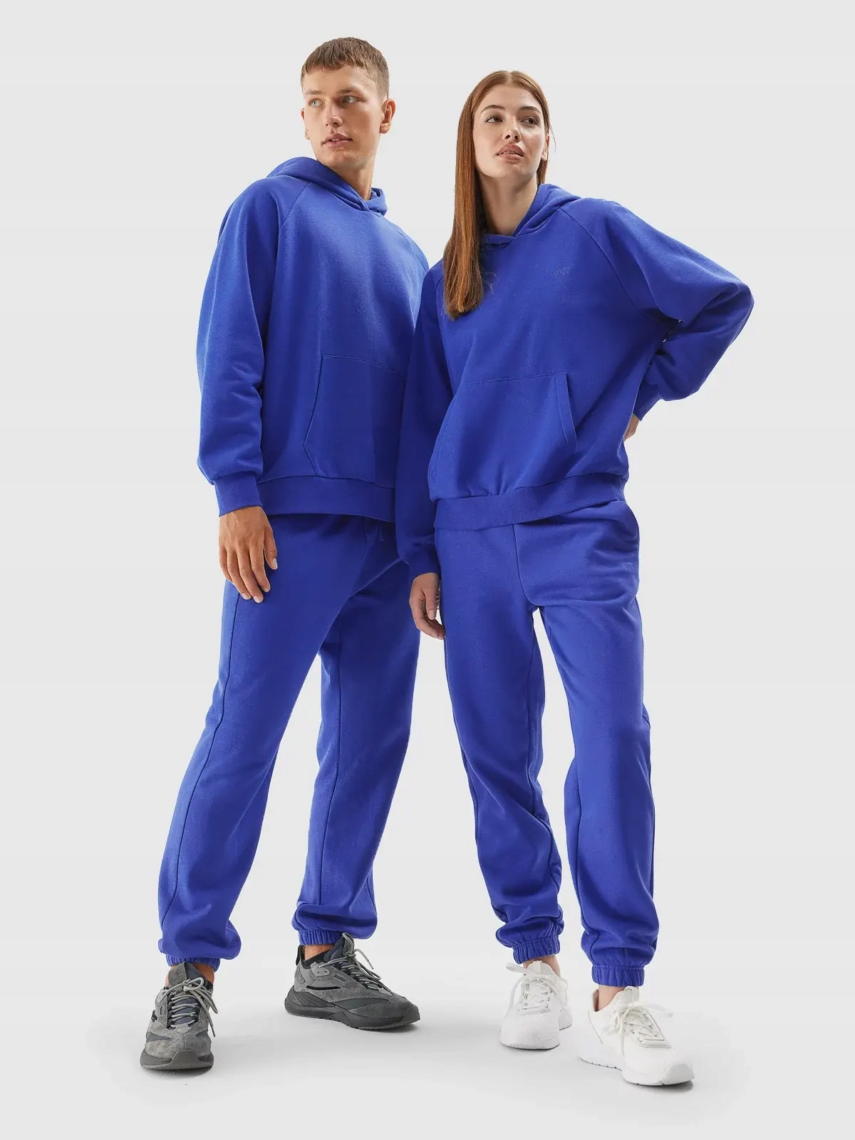 KOMPLET DRESOWY DAMSKI 4F DRES UNISEKS BLUZA I SPODNIE ZESTAW Odcień granatowy