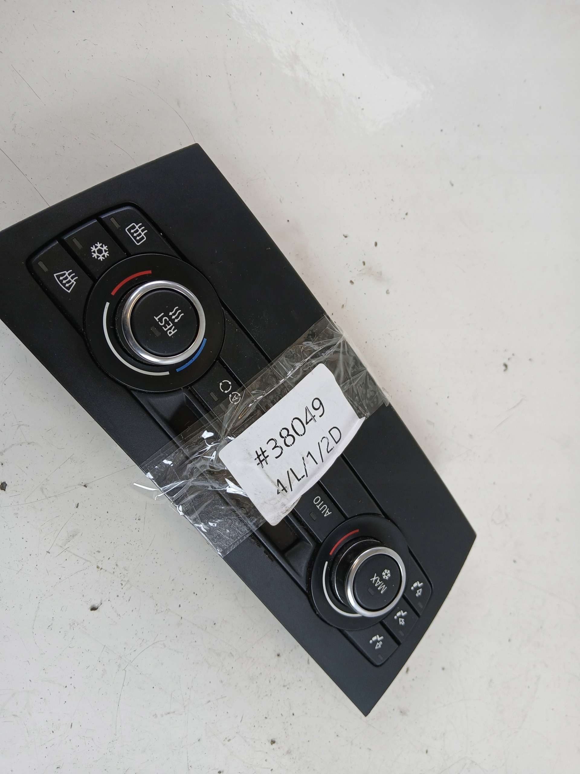 BMW E92 COUPE E93 Unite commande clima Bouches buses 9182288