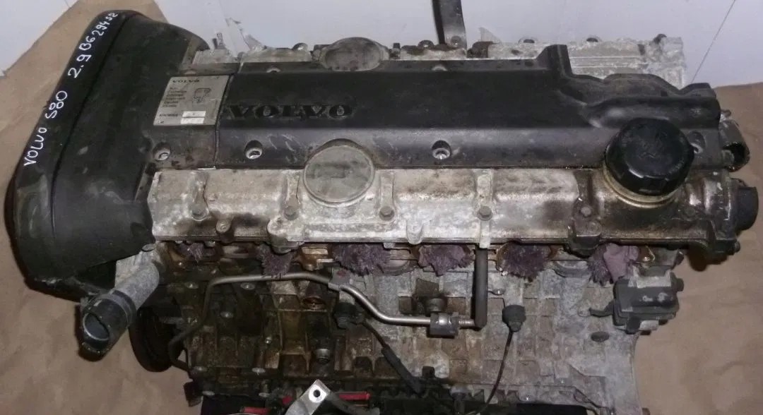 VOLVO S60 S80 V70 2.9 24V 2003 engine B6294S2 177 TYS KM