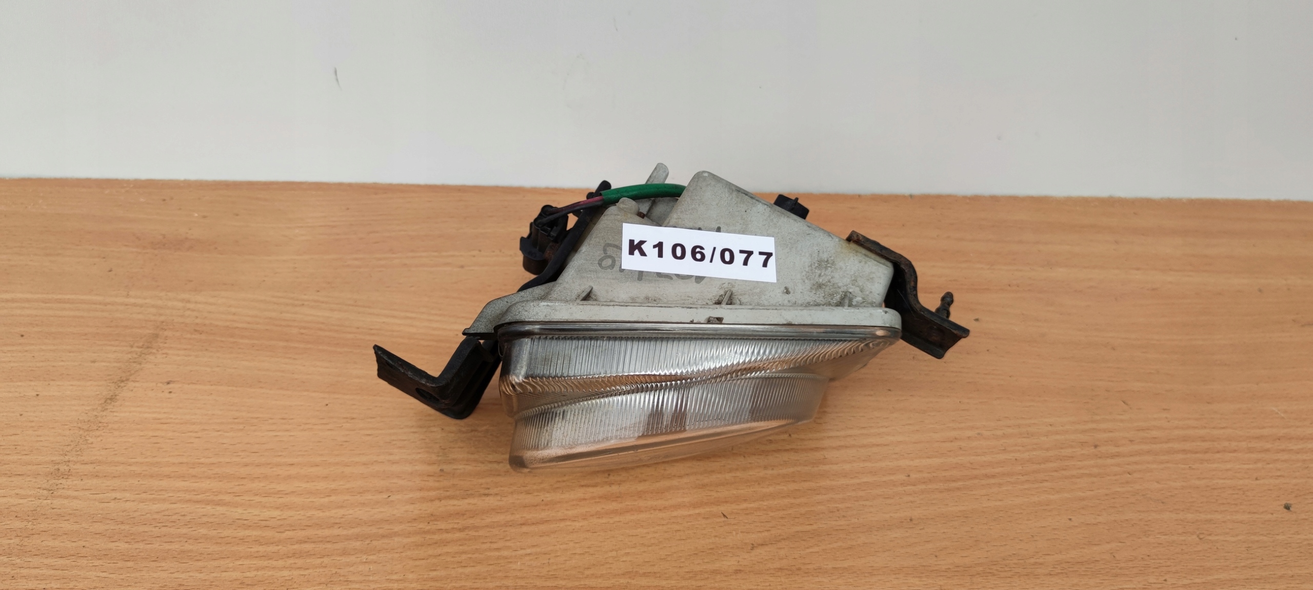 MITSUBISHI GALANT VI LINKS NEBELSCHEINWERFER ORIGINAL