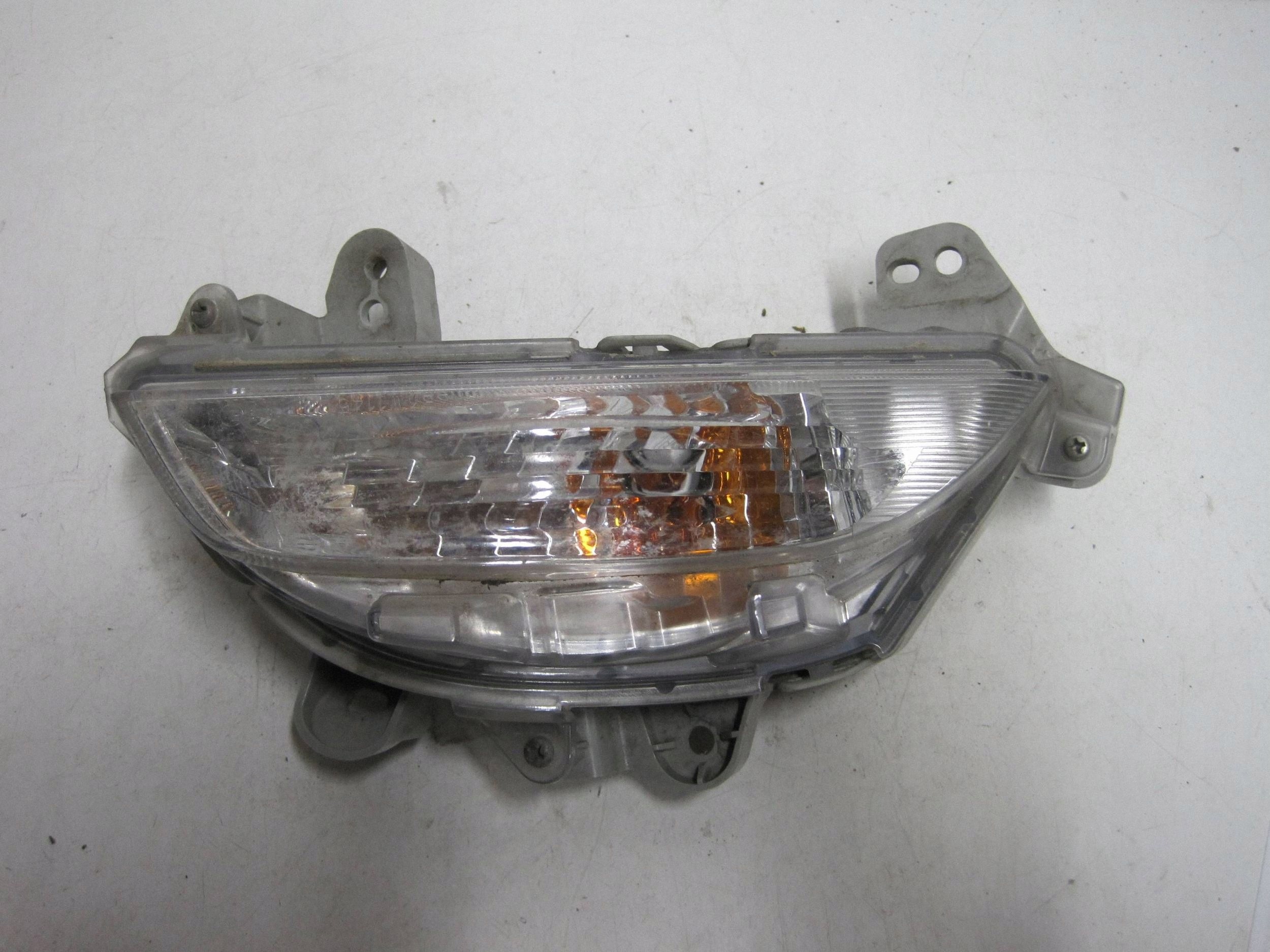 Indicateur de direction Droite MAZDA 3 III