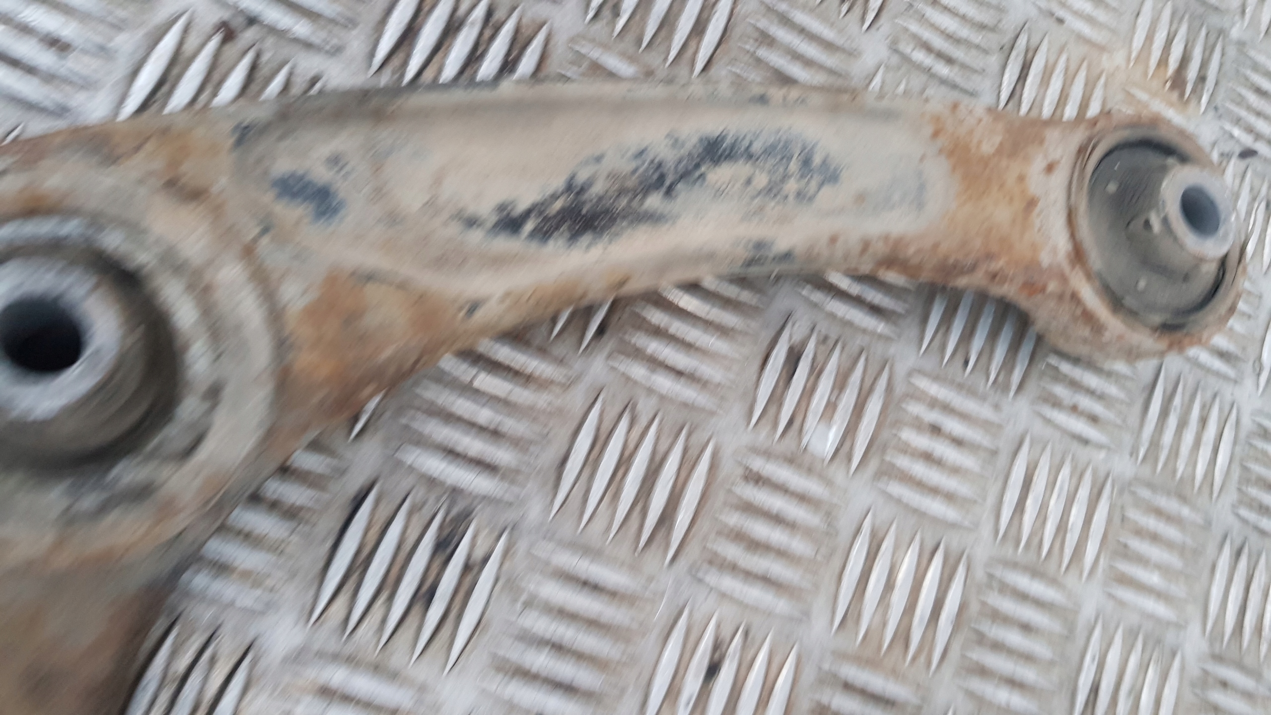 CITROEN C4 and PICASSO arm left right front