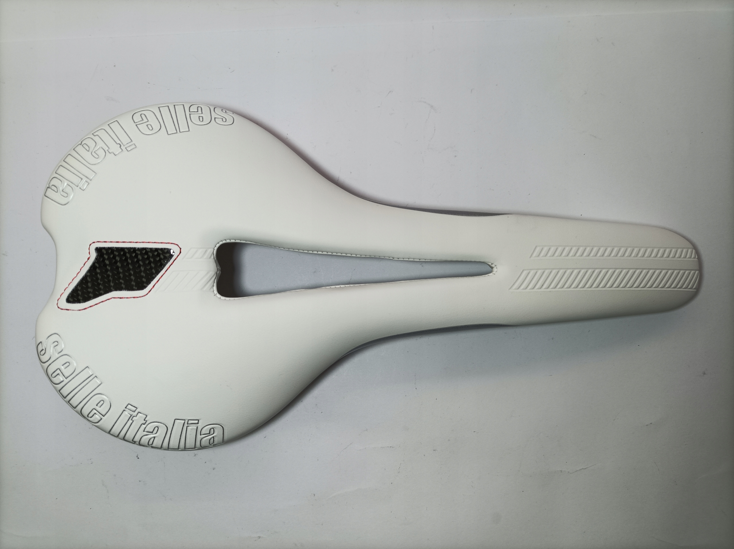 Siodełko Selle Italia Flite TM Flow L2 / 240g. Model Flite Flow