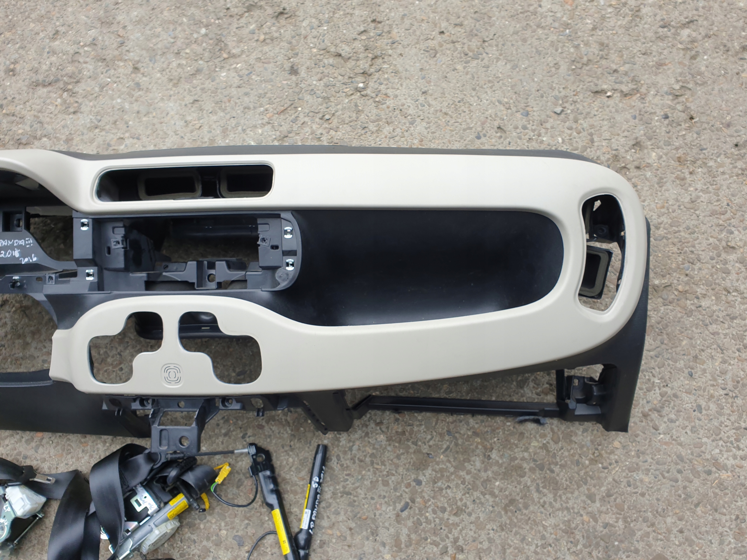 dashboard instrument panel airbags FIAT PANDA III 3 2012