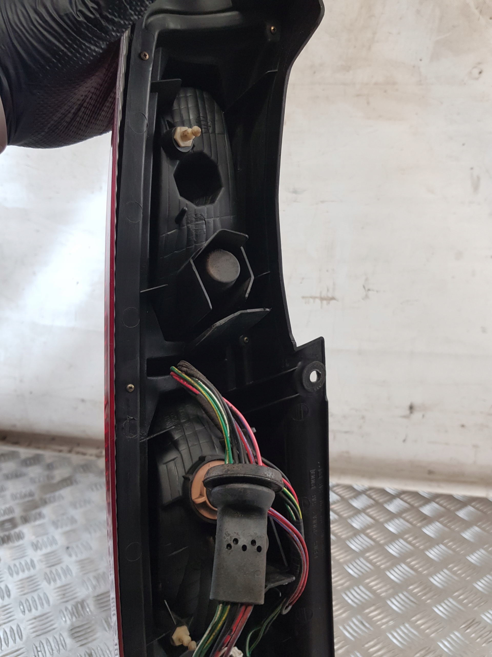 light right rear part NISSAN X-TRAIL T30 EUROPA