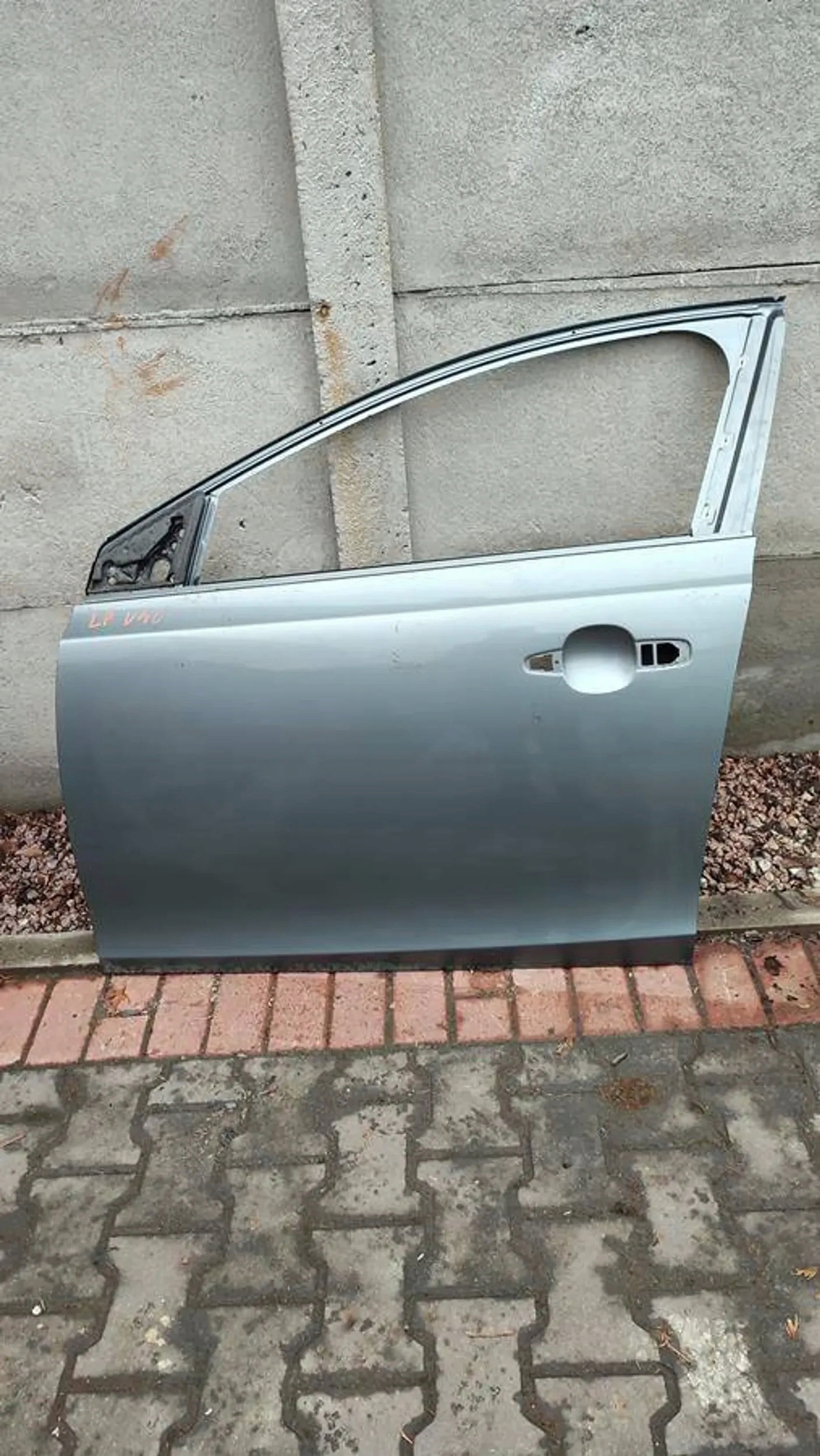 Volvo V40 2018 front side left door