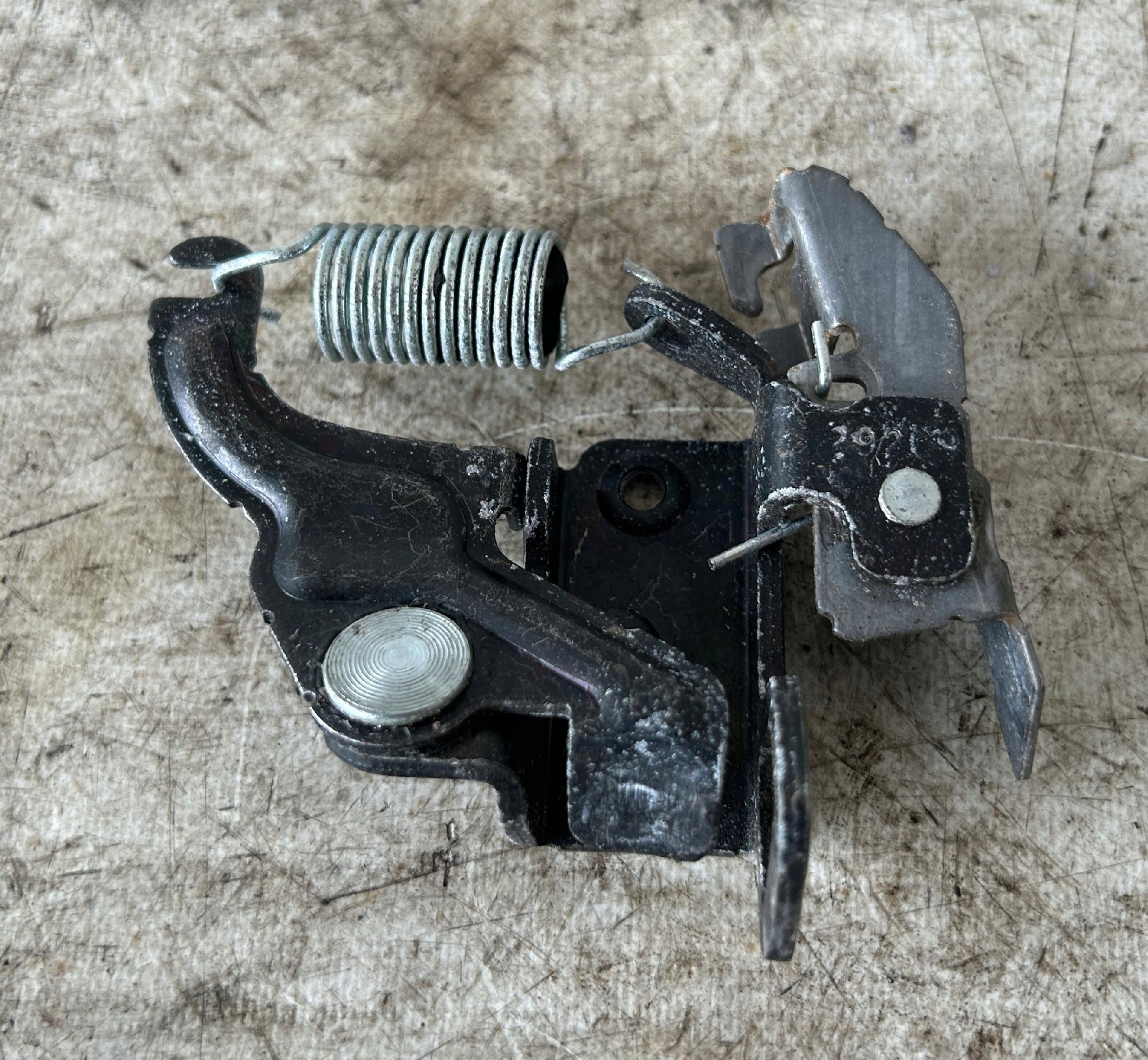 lock RYGIEL bonnet boot NISSAN MAXIMA A35 09