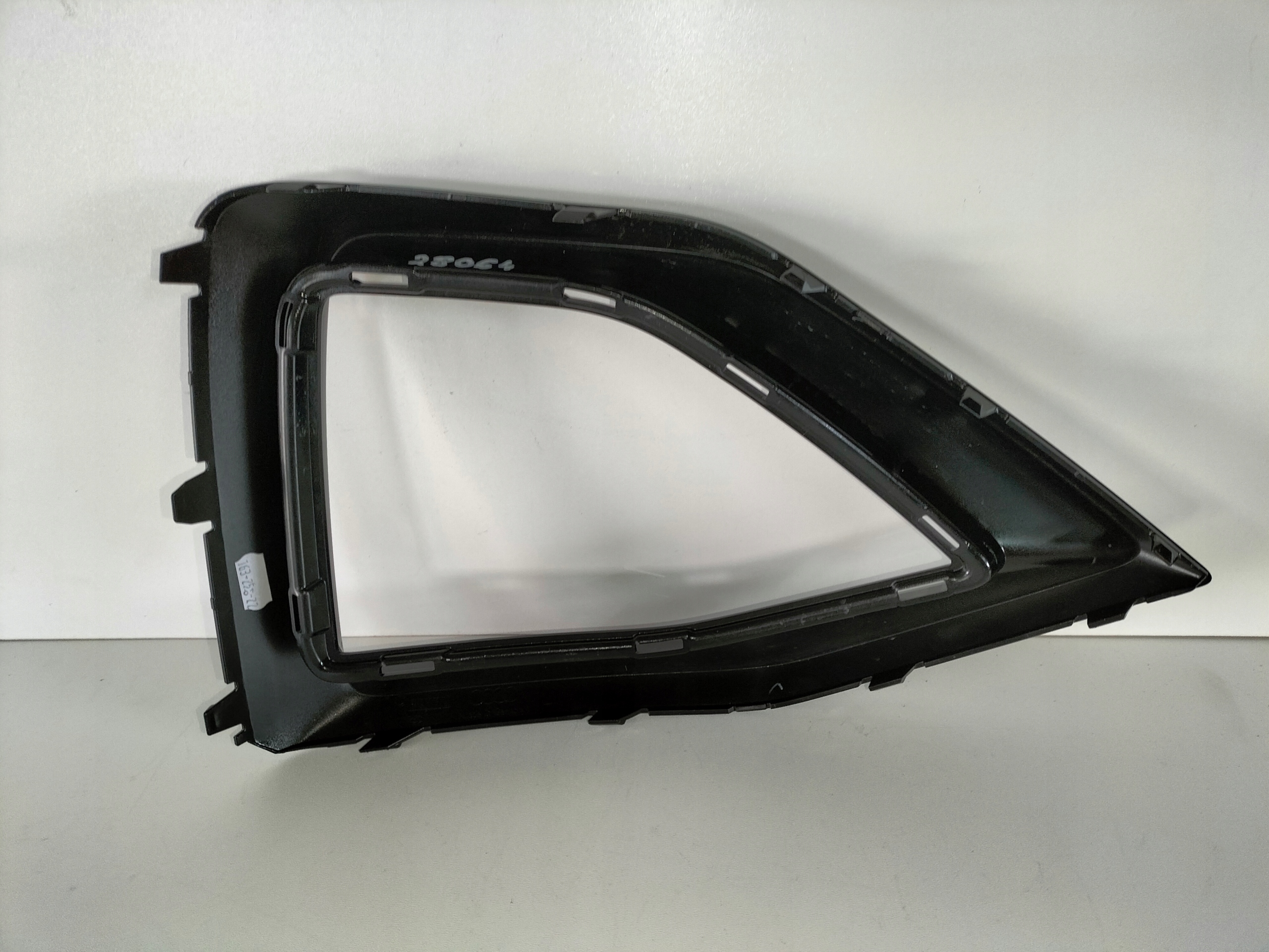 grille grid of a bumper left AUDI Q2 LIFT 21