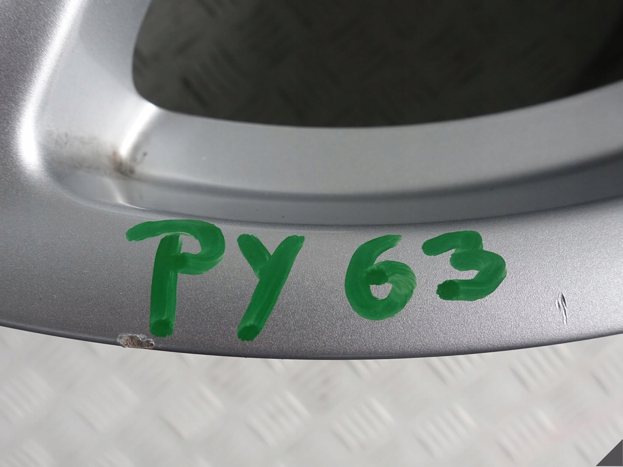 PORSCHE PANAMERA 970 TURBO 9JX19 ET60 5X130 disk