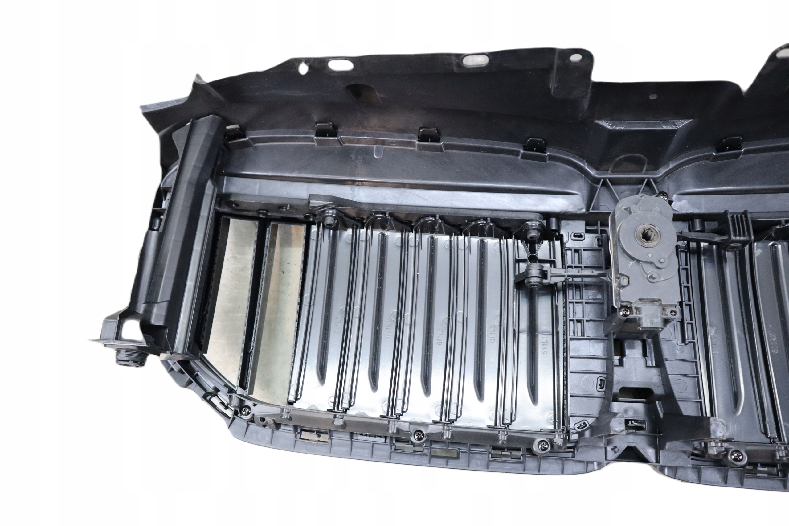GRILL ATRAPA NERKI BMW 7 G11 G12 NIGHT VISION LIFT Numer katalogowy oryginału 51138096133 51138080988 8080988 8096133