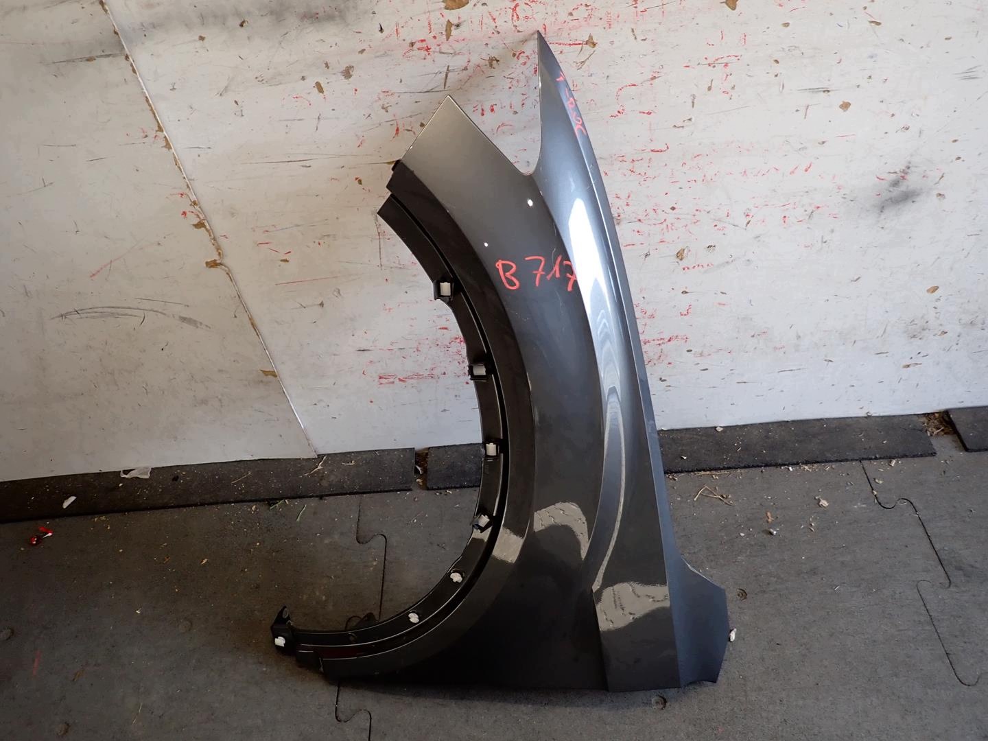 fender front front left VW T-ROC 2017- 2GA