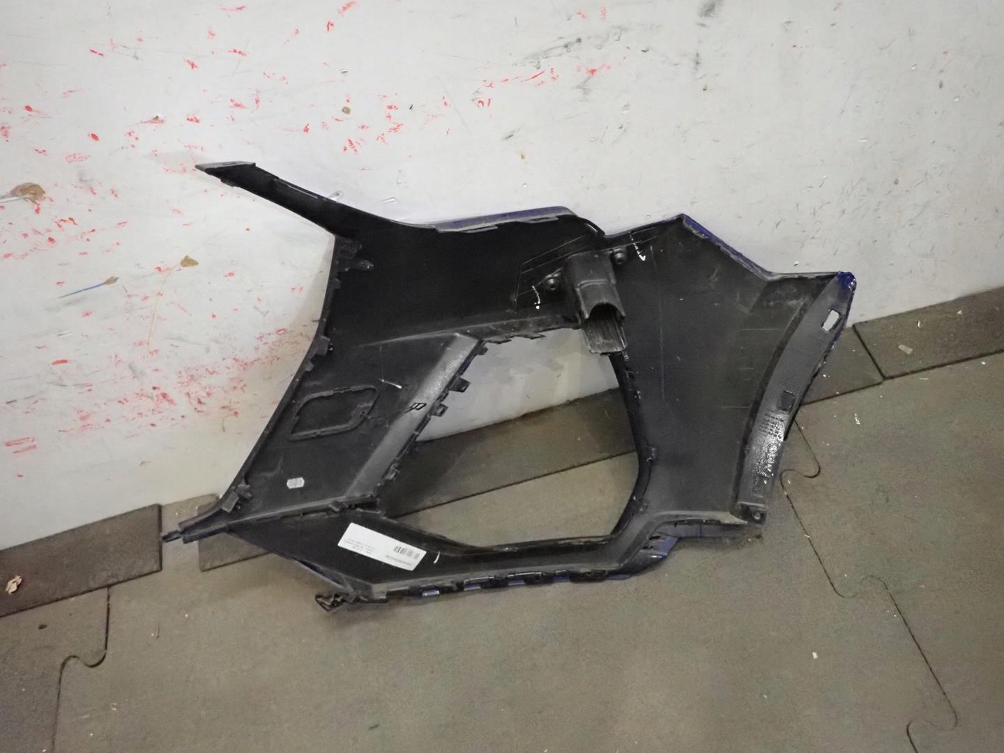 corner of a bumper right front AUDI Q3 II 2018- S-LINE 83A807438D